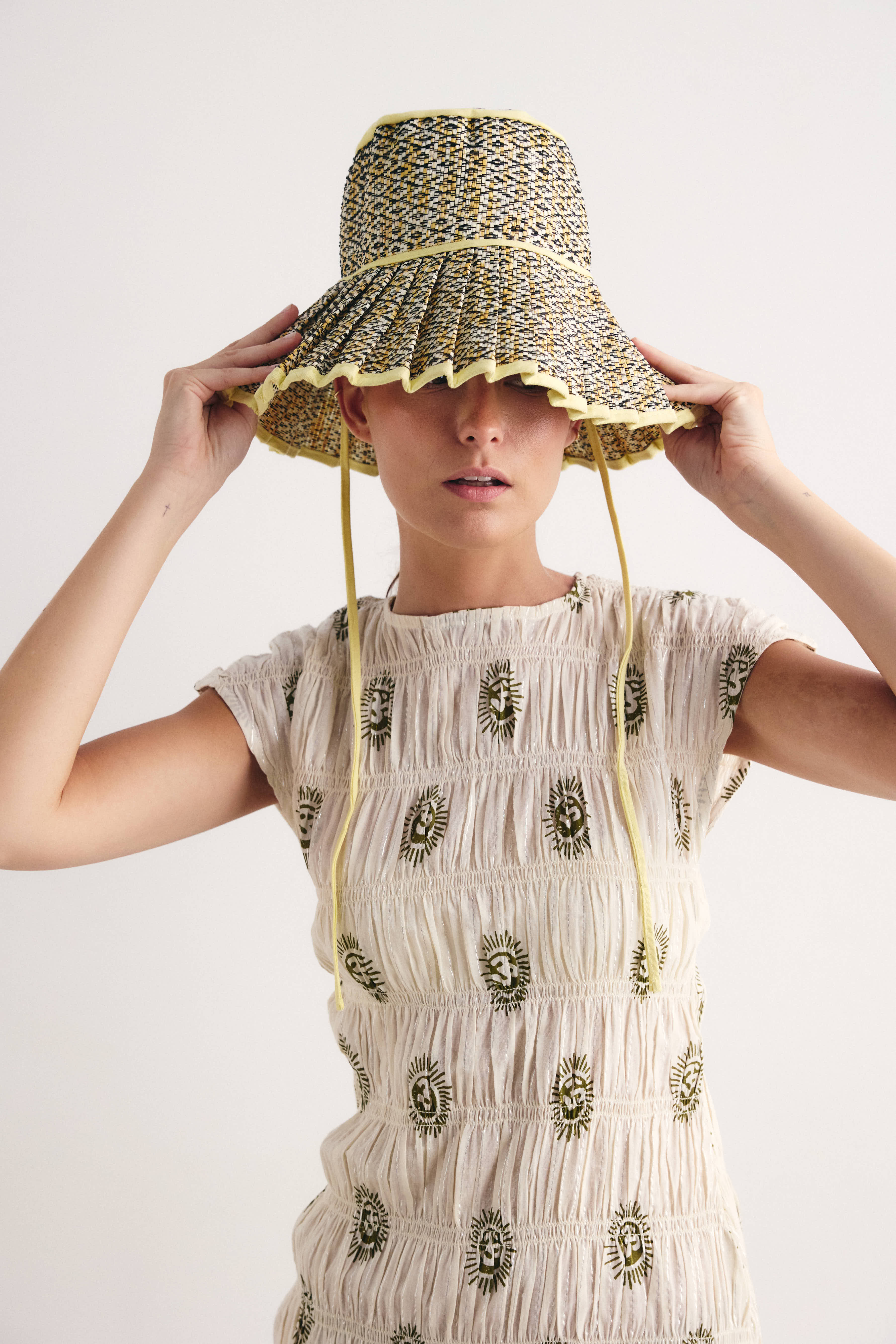 Sombrero Paraguas amarillo