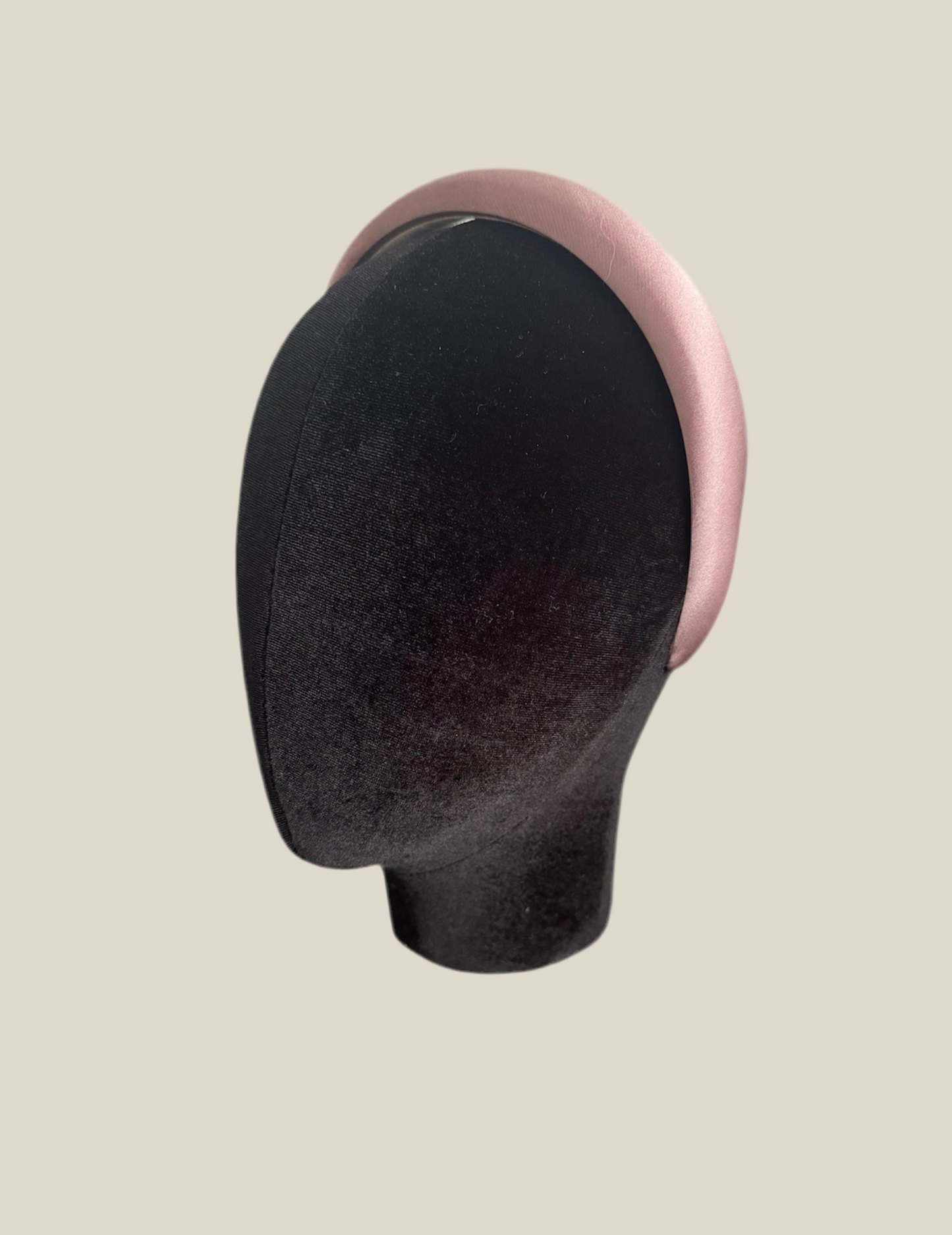 Diadema Río satén rosa nude