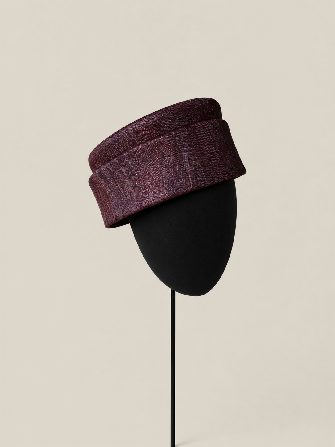 Claude beige helmet