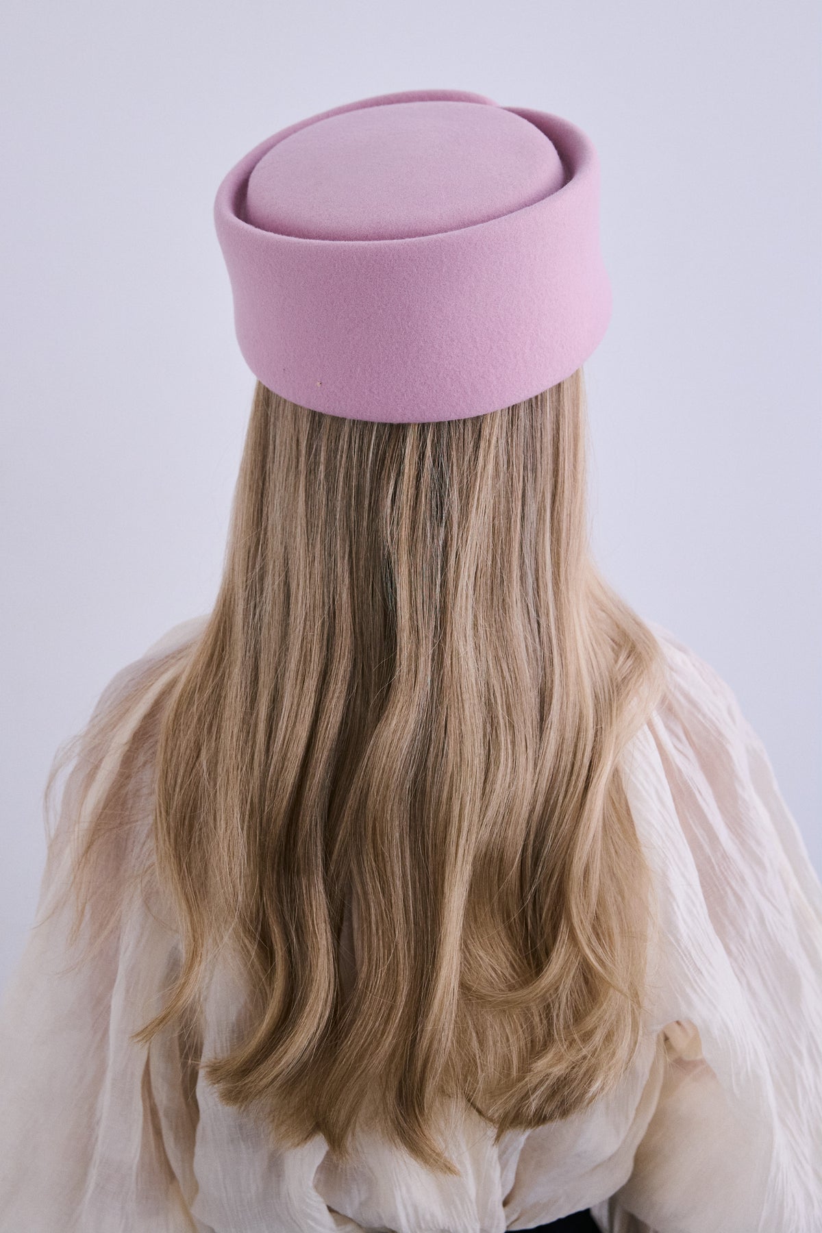 Tocado Casquete Jacqueline rosa