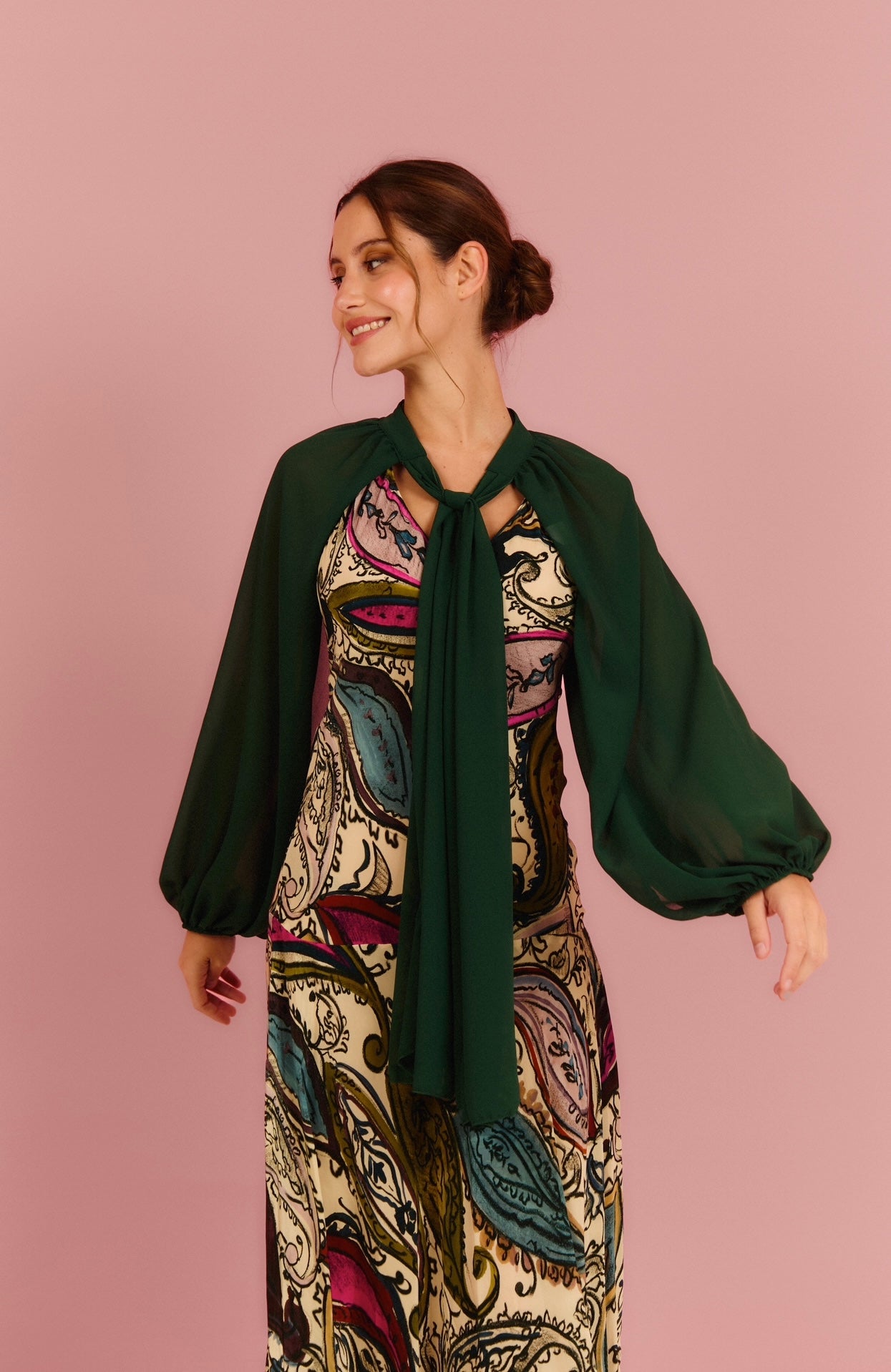 Mangas de crepe verde musgo