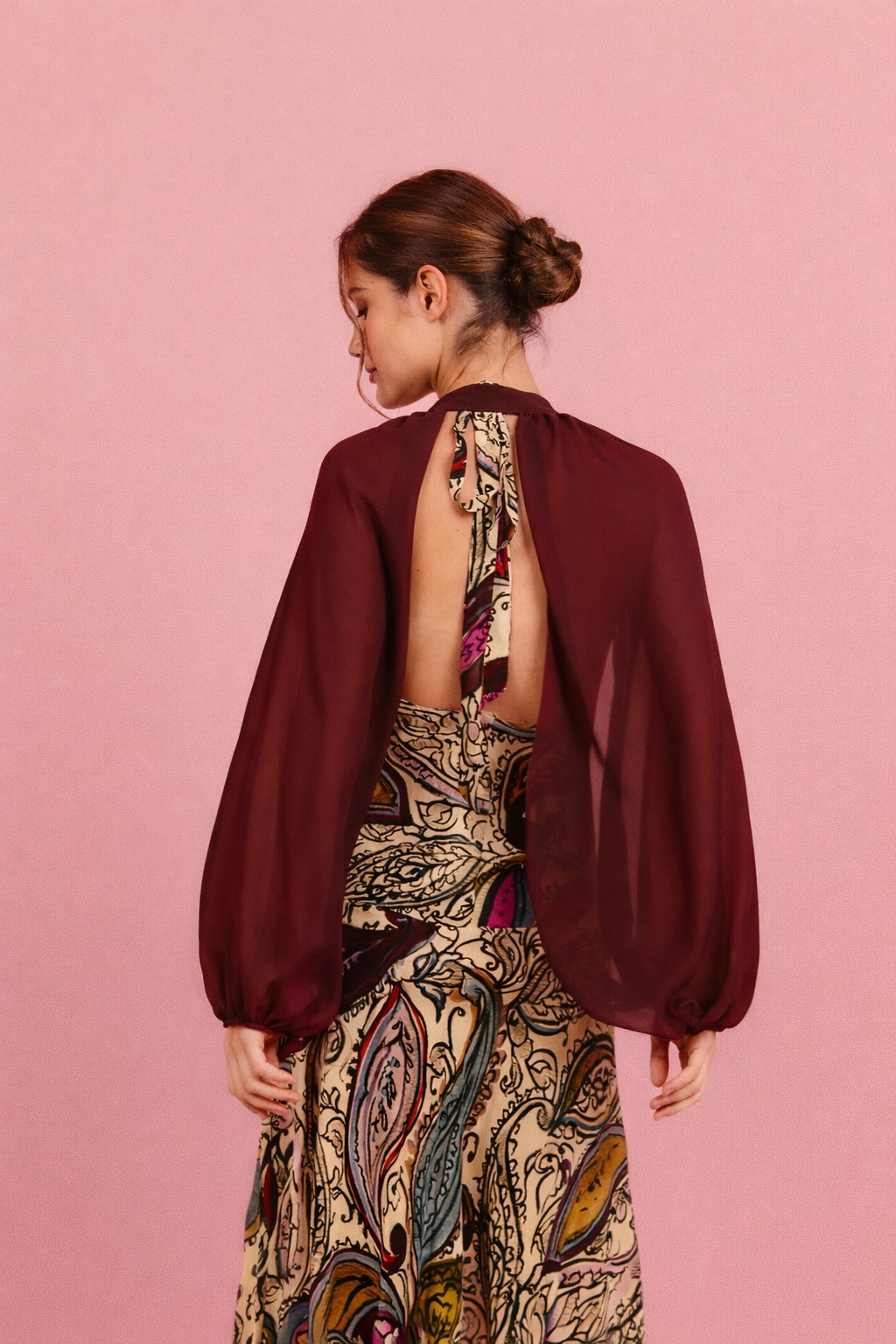 Mangas de crepe vino