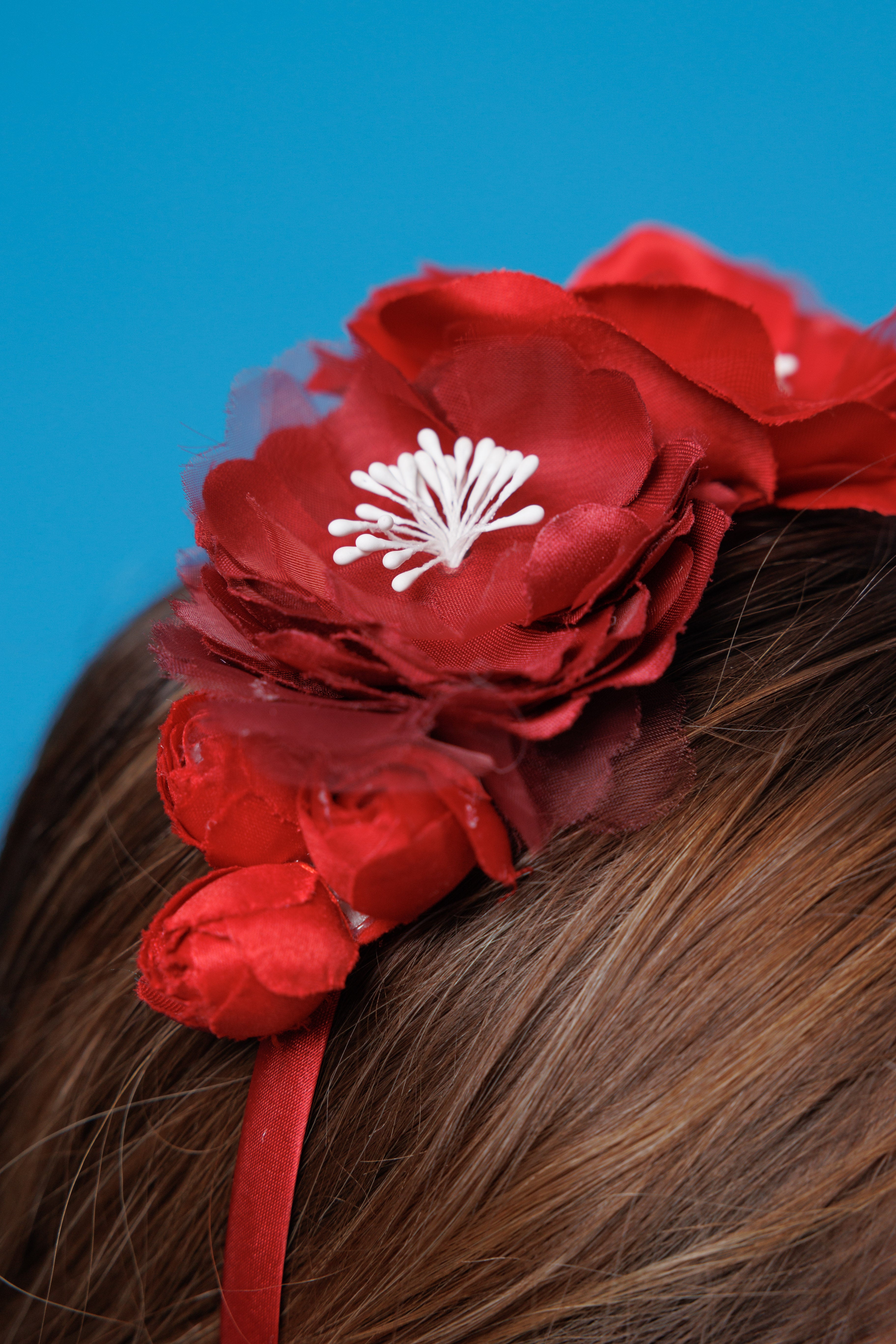 Tiara vermelha Alina