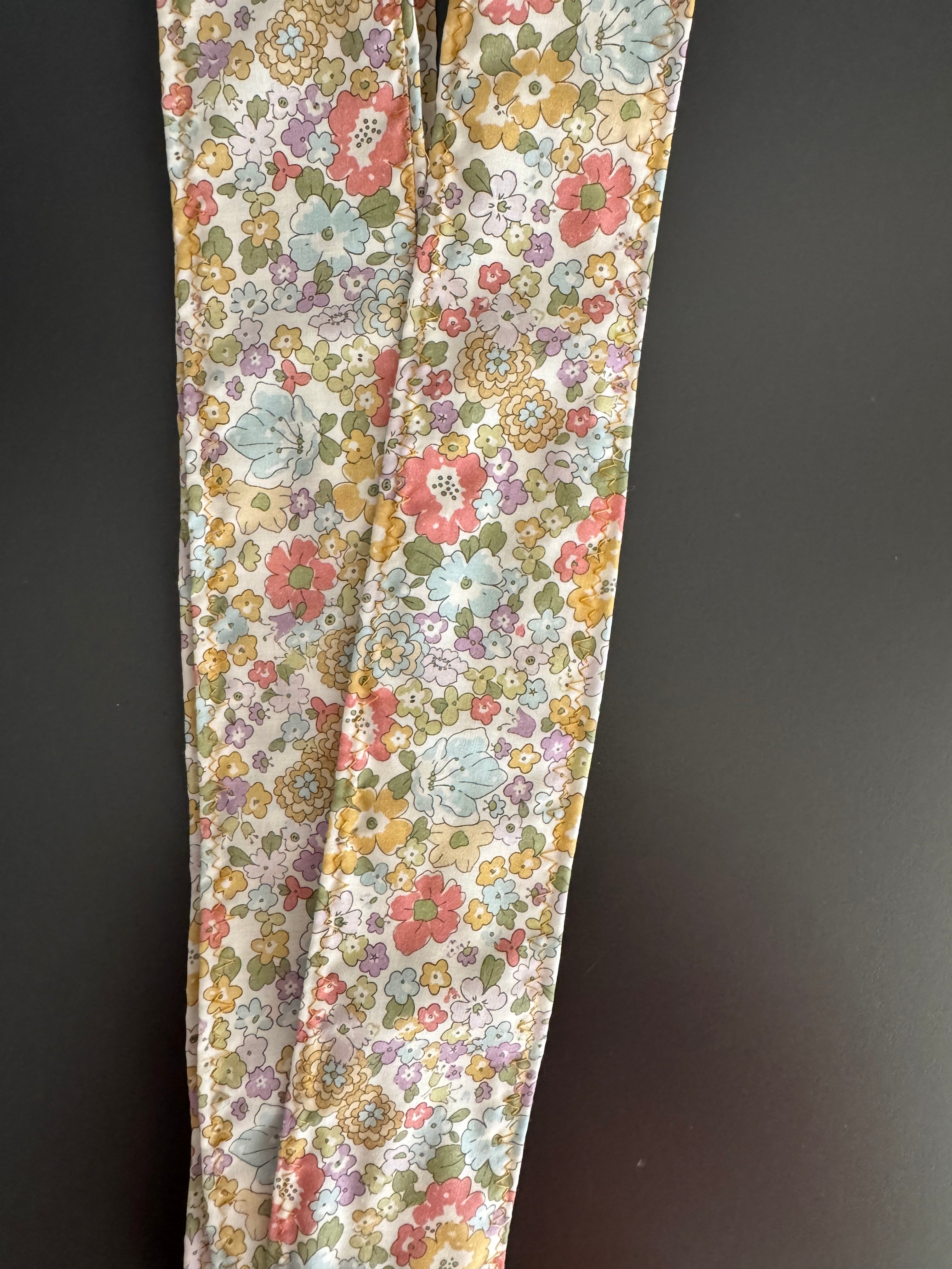 Pamela Audrey beige con cinta liberty