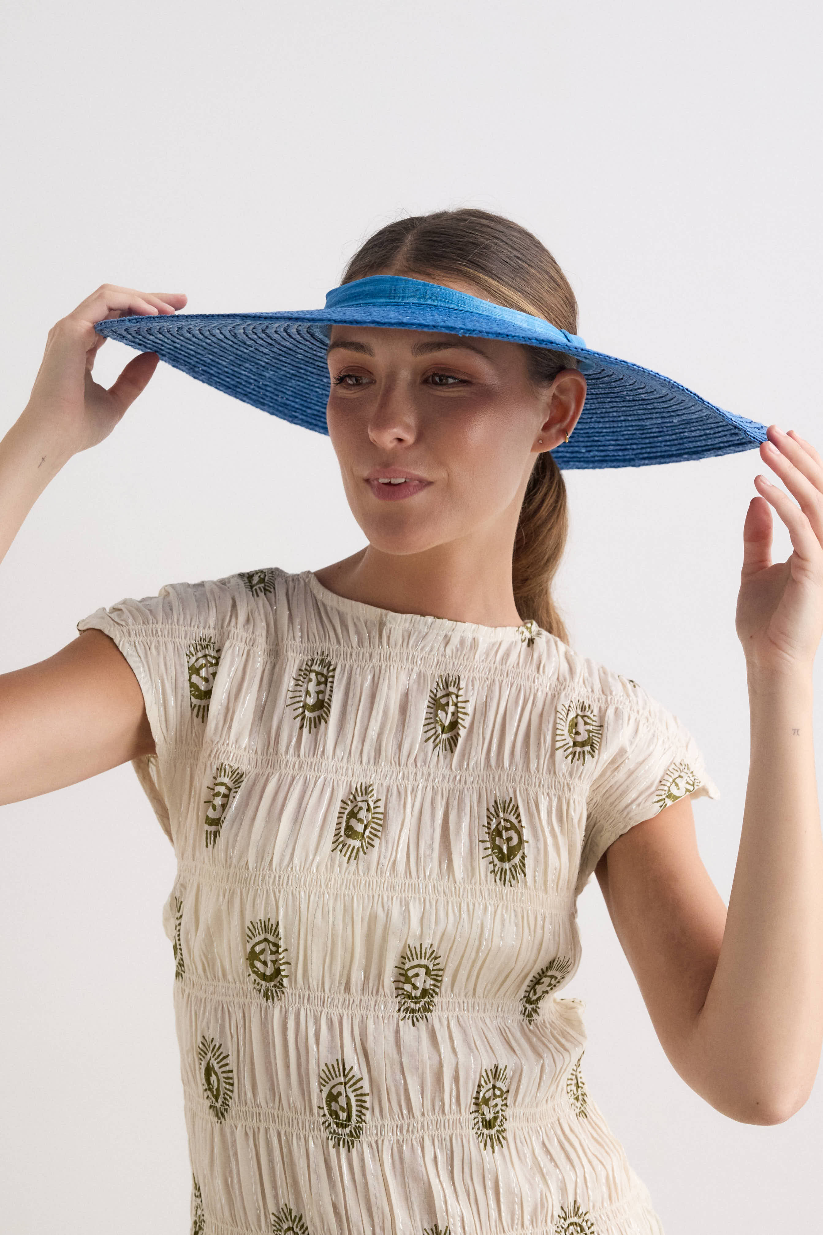 Sombrero Ala azul klein