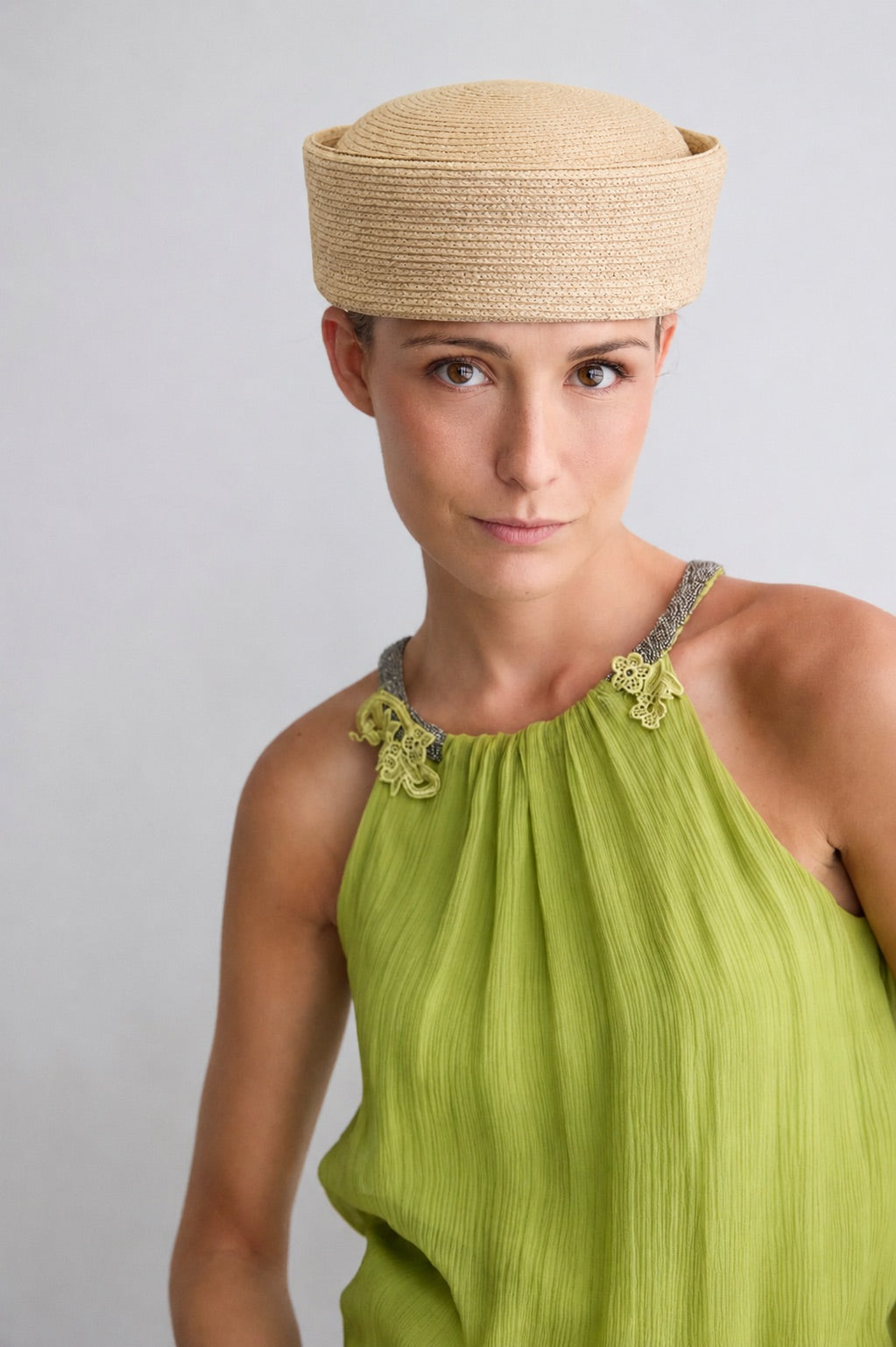Claude beige helmet