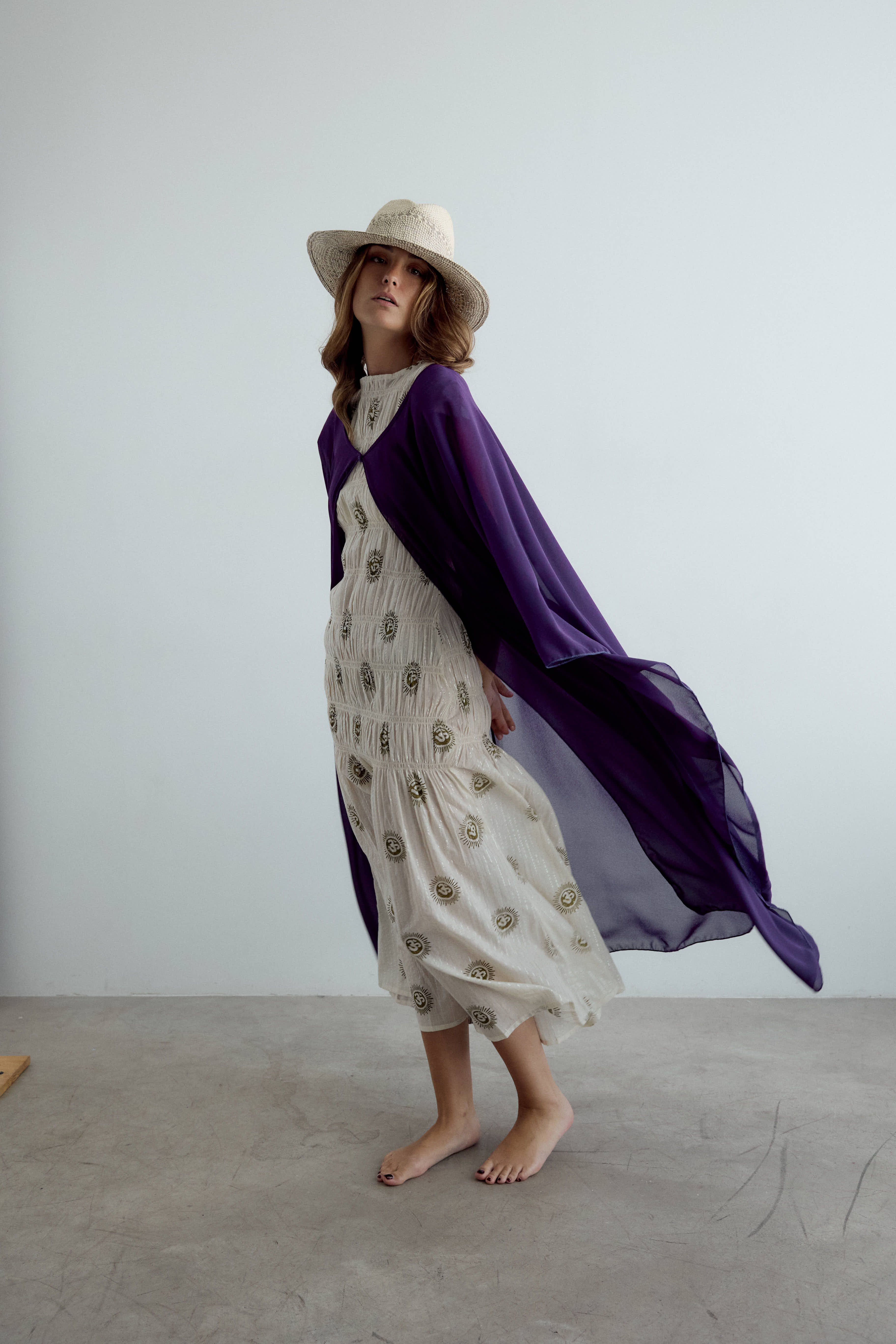 Capa de crepe larga morado