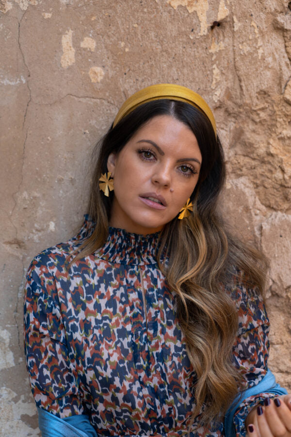 Diadema Duquesa mostaza