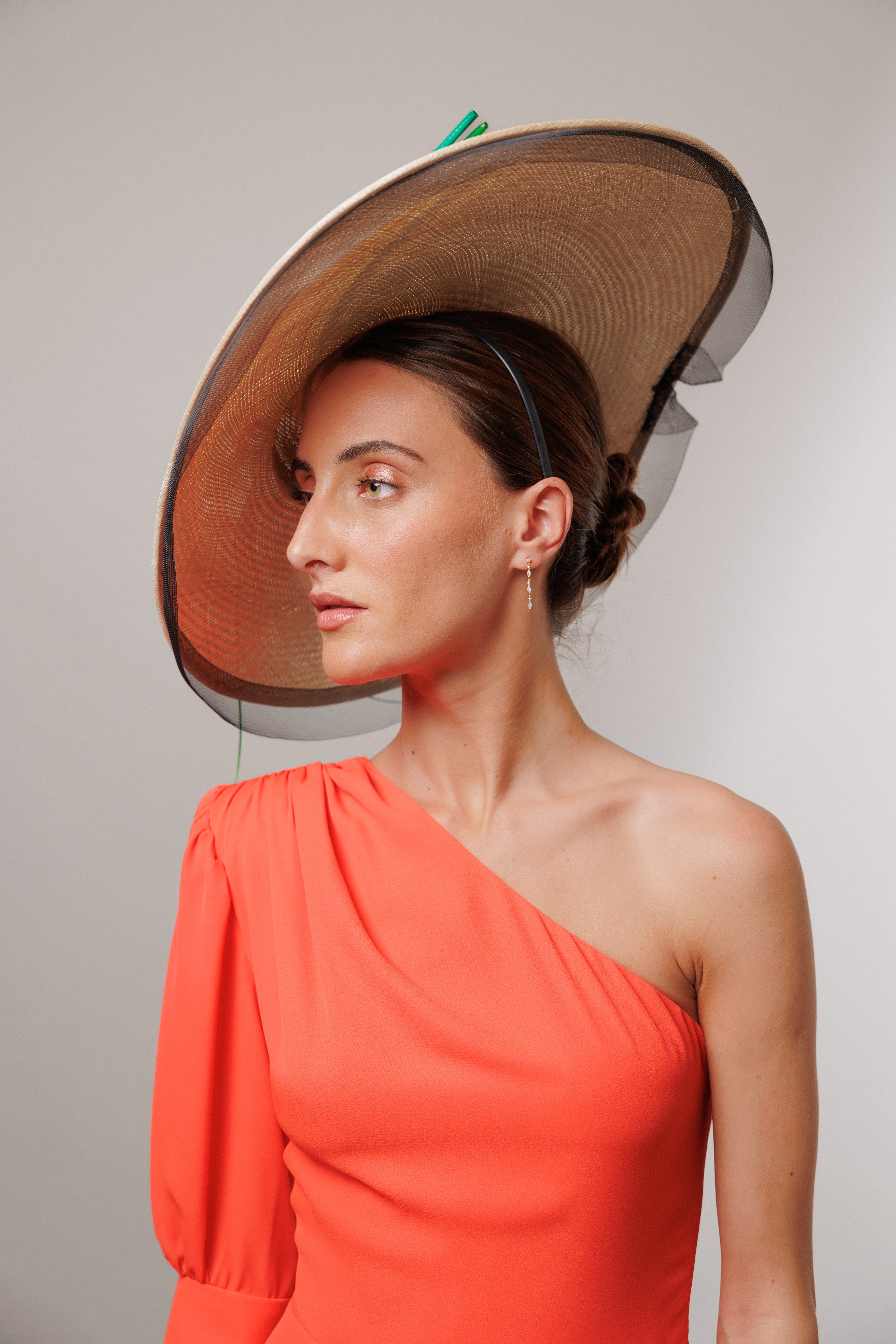 Pamela Sonsoles irregular crudo con raquis