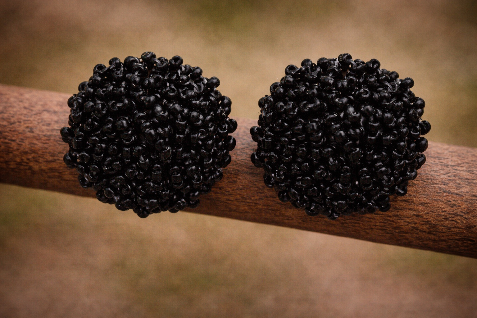 Pendientes Erizo negro