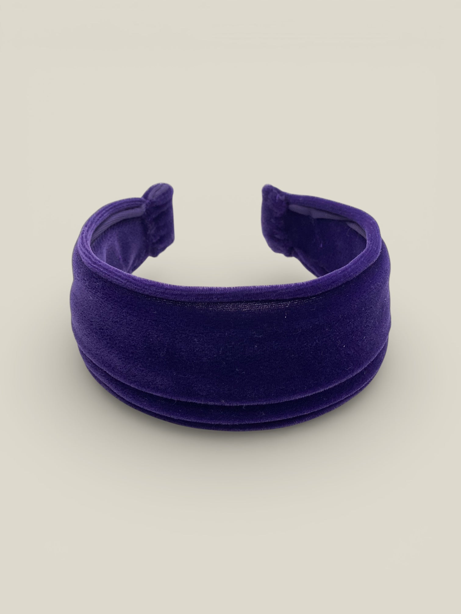 Diadema Duquesa morada terciopelo