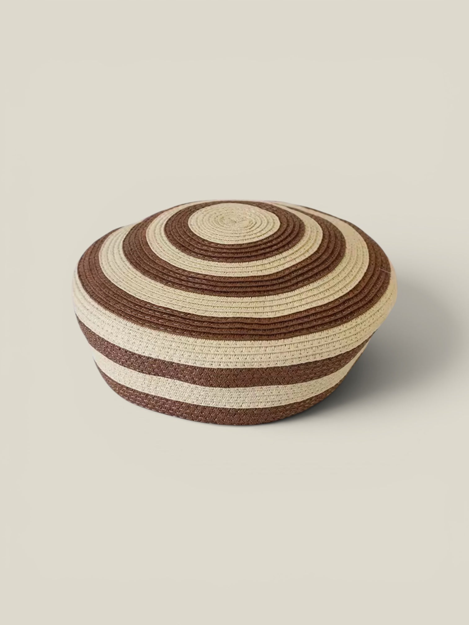 Casquete Celine de rayas beige y chocolate