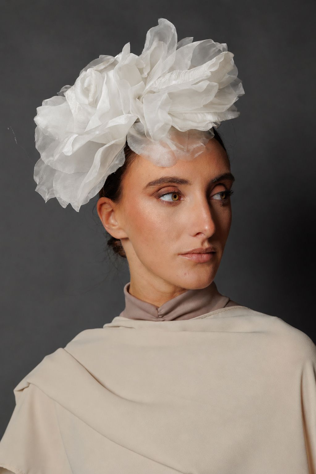 Raimunda baby blue headdress