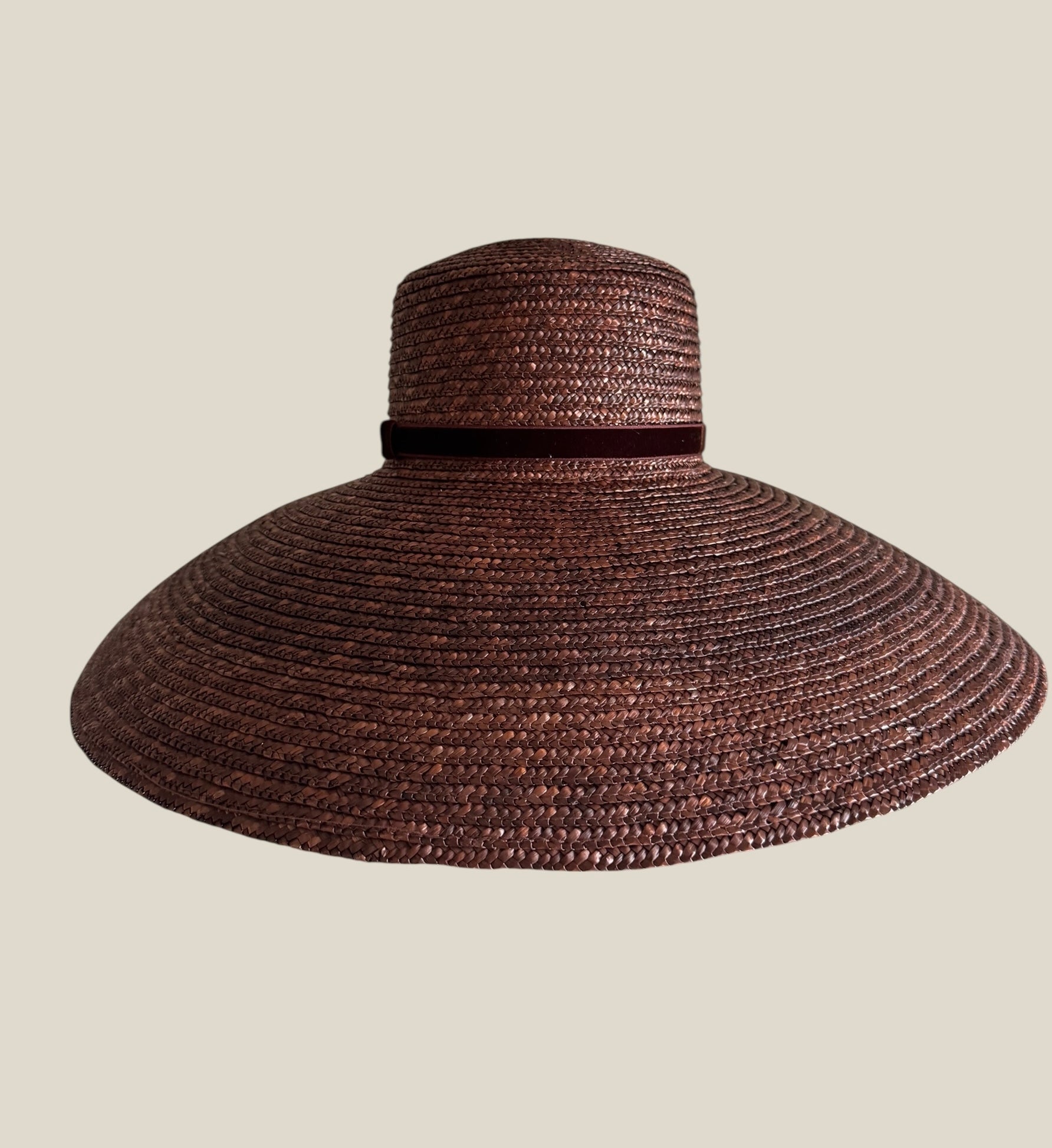 Pamela, paja, audrey, chocolate, invitada, boda, marcela & co