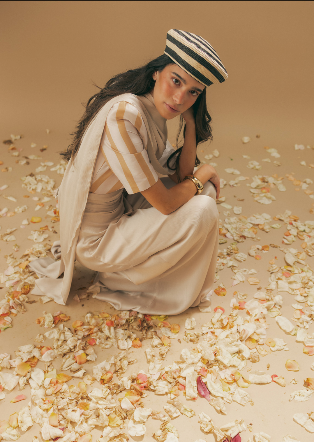 Casquete Celine de rayas beige y negro