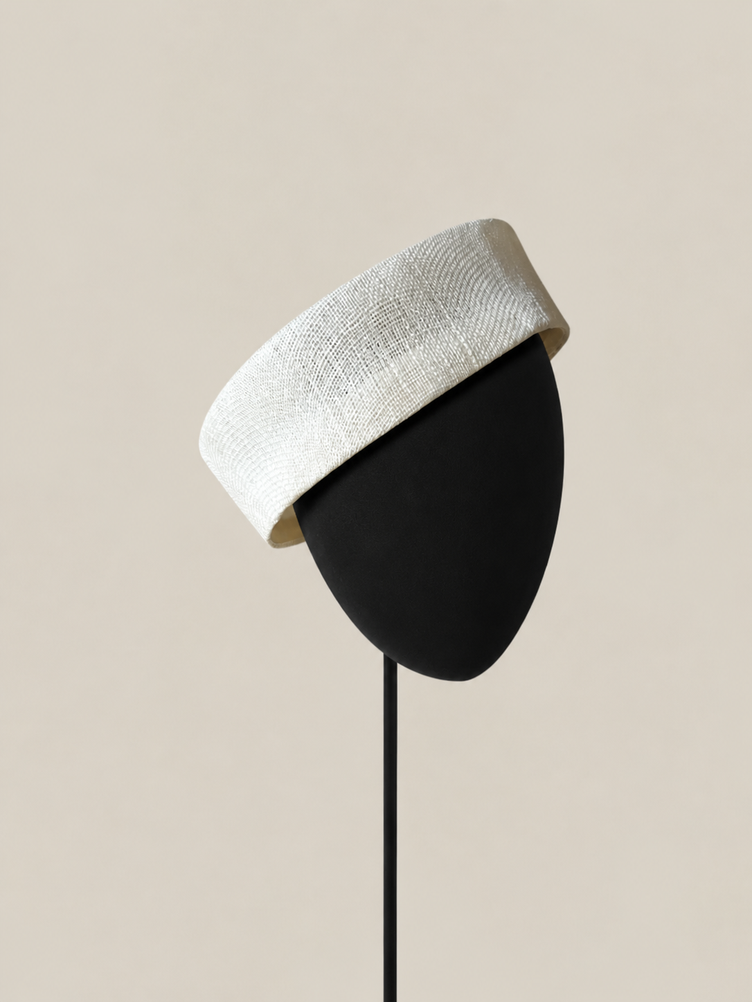 Claude beige helmet