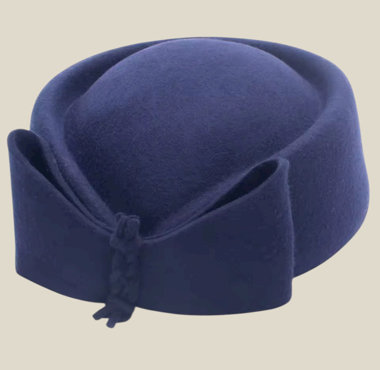 casquete, pillbox, lana, tocado, azul, lazo, invitada, lazo, boda, marcela & co