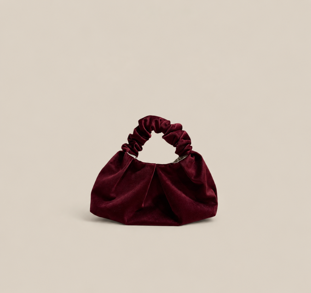 Bolso Plié vino de terciopelo