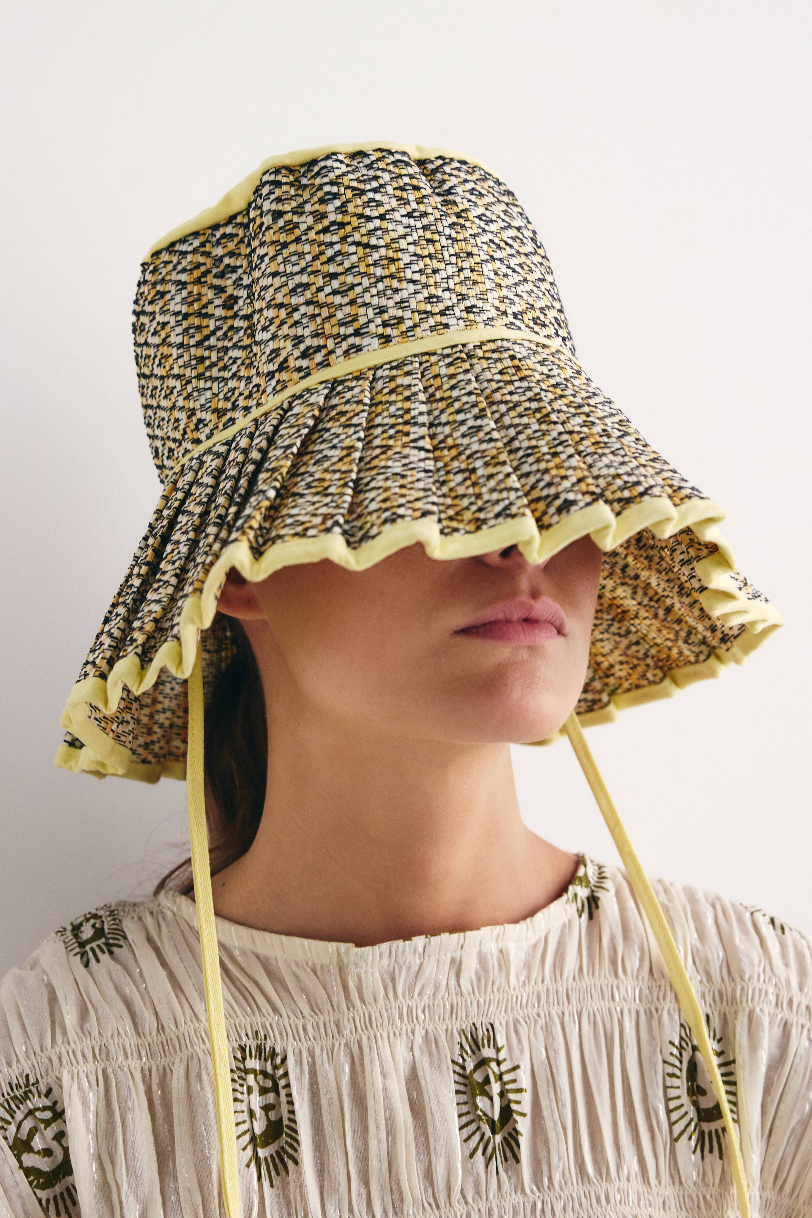 Sombrero Paraguas amarillo