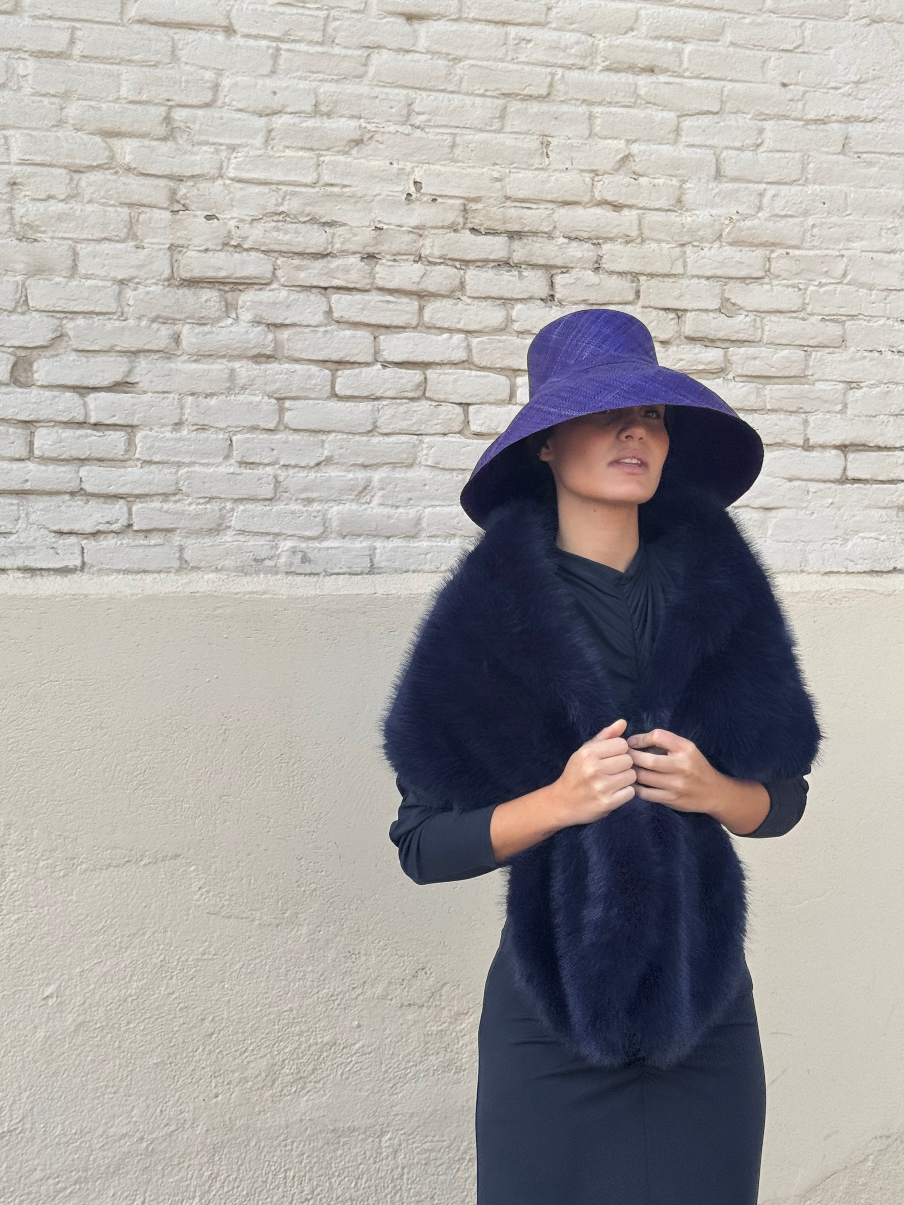 Estola de pelo Azul Marino