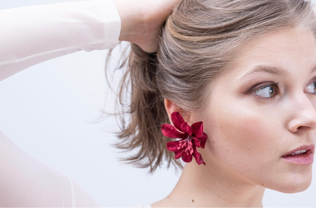 Pendientes Corola vino