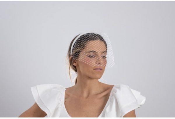 Diadema Carolina petite blanca