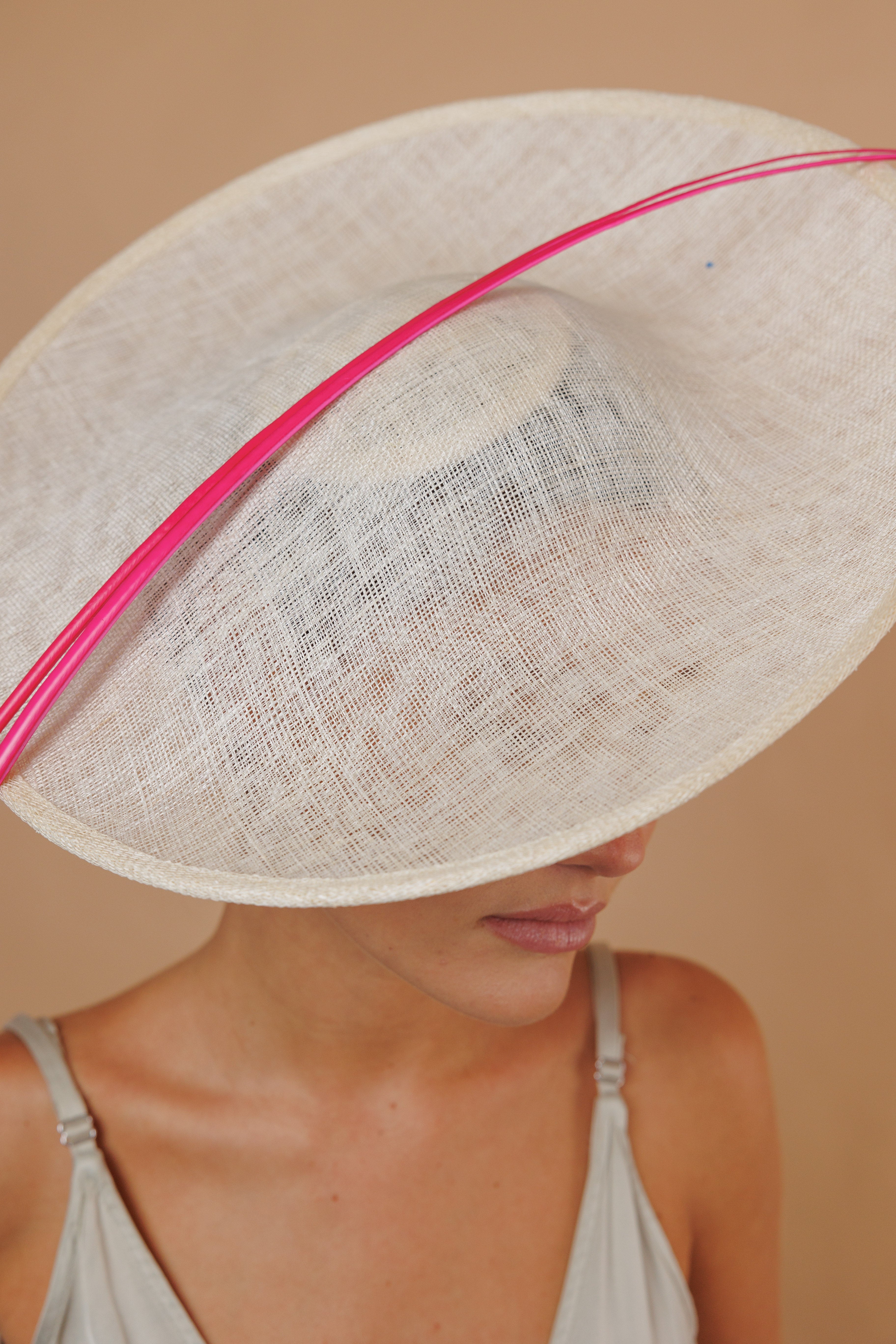 Tocado Renata beige y rosa