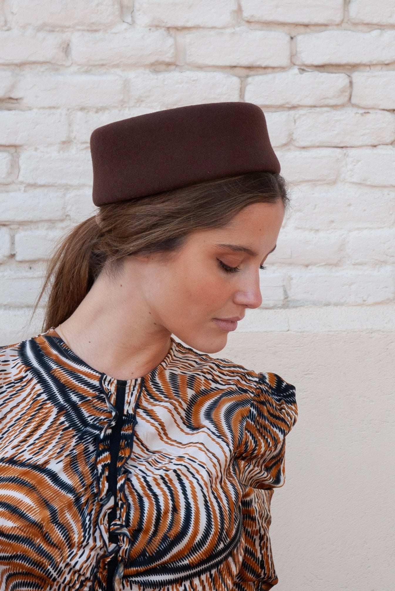 Tocado Casquete Jackie chocolate