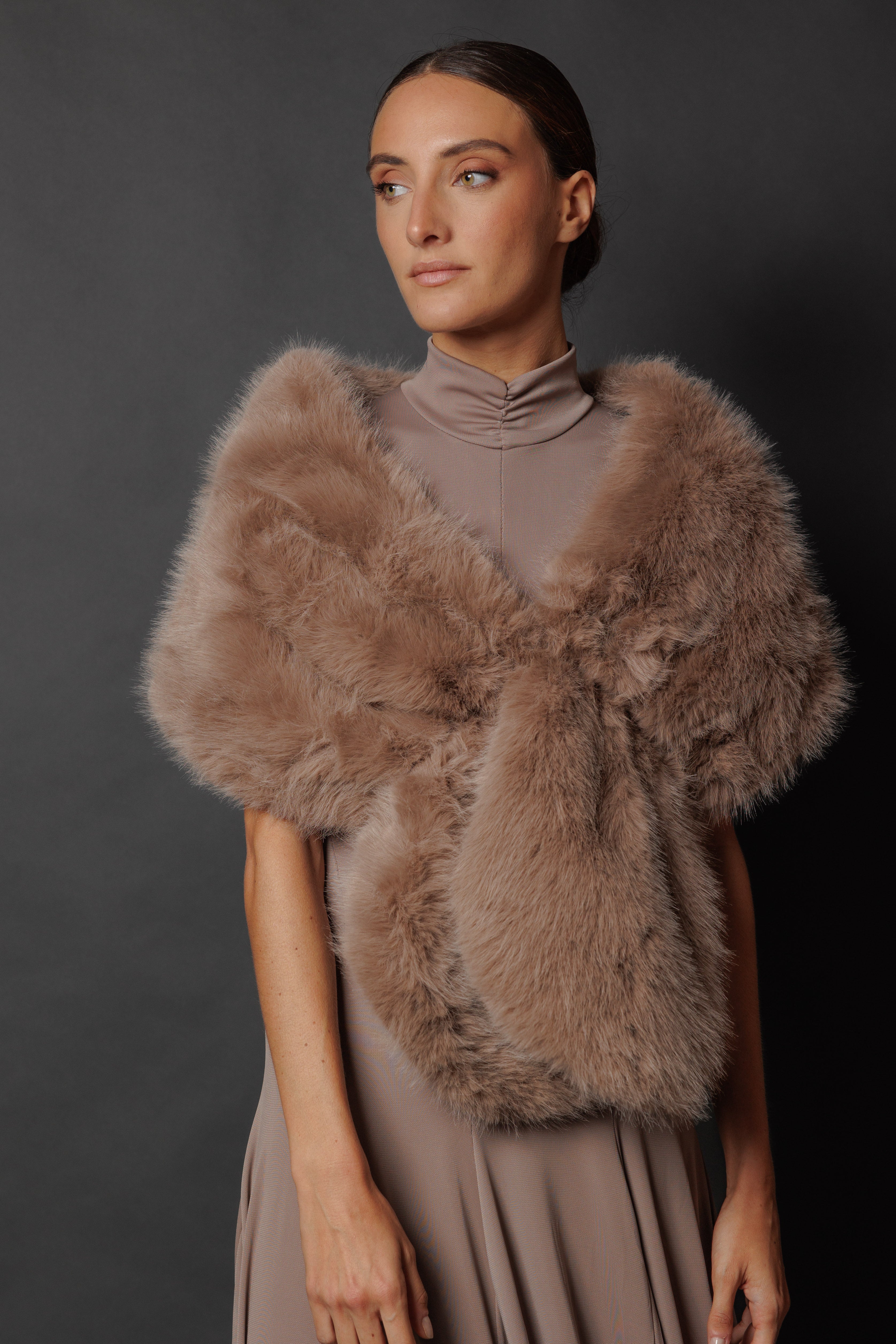 Estola de pelo Marrón