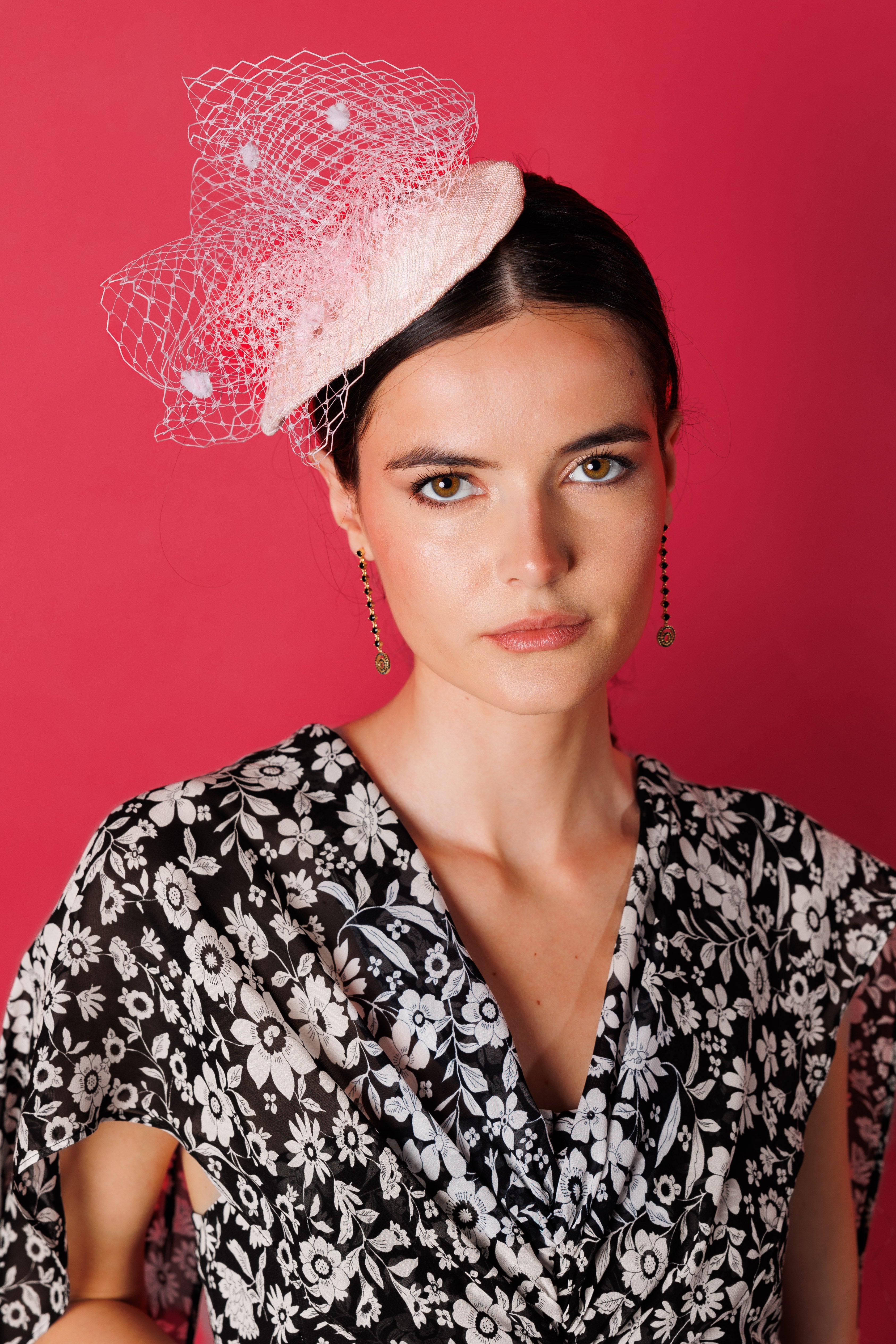 Tocado Periquito rosa