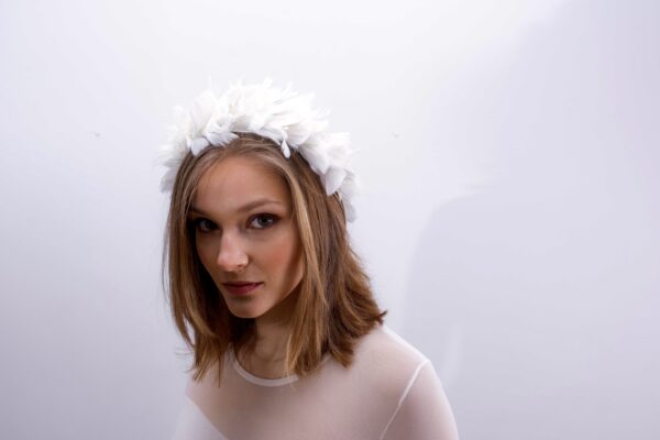 Diadema Periquita blanca