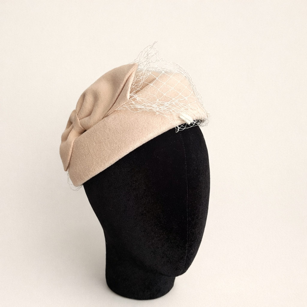 Tocado Casquete Nadiuska Beige