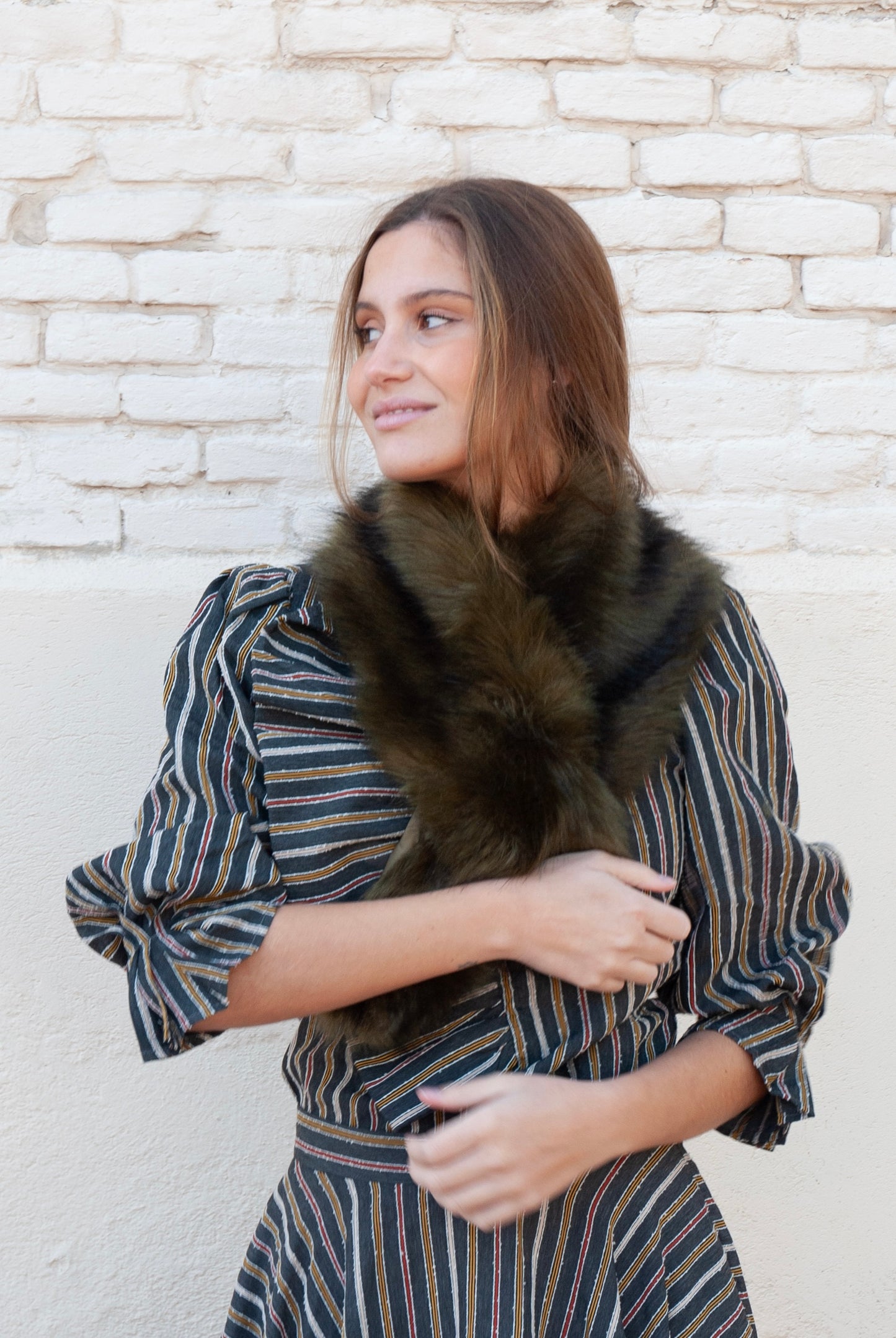 Cuello de pelo verde