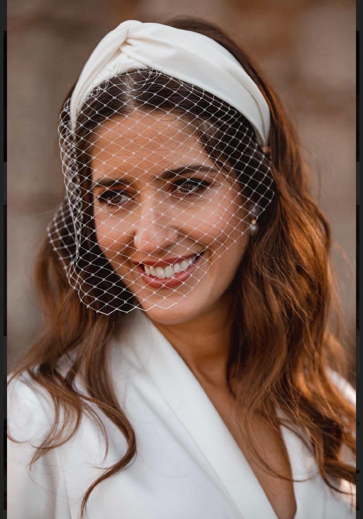 Diadema Baronesa blanca de crepe