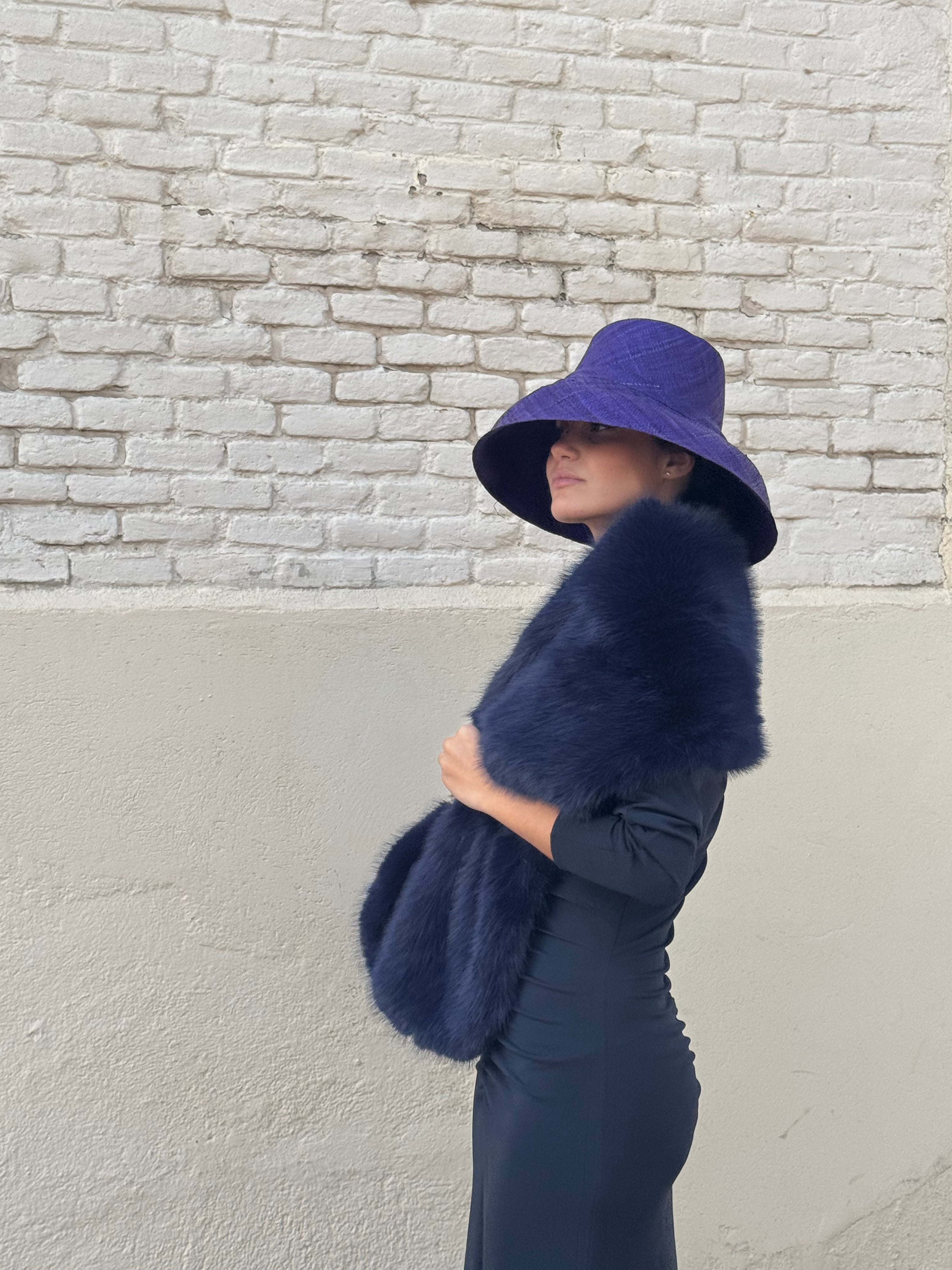 Estola de pelo Azul Marino