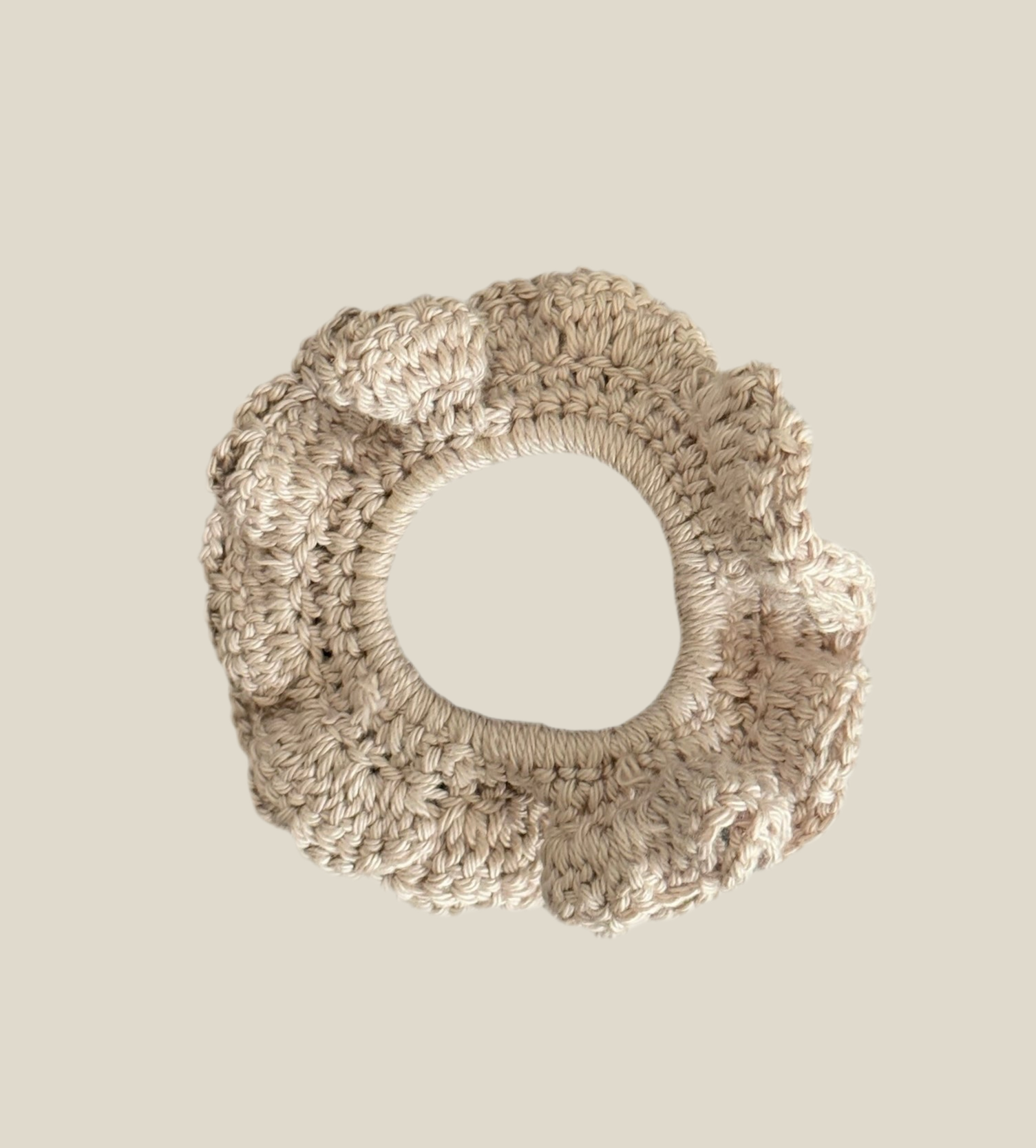Scrunchy beige