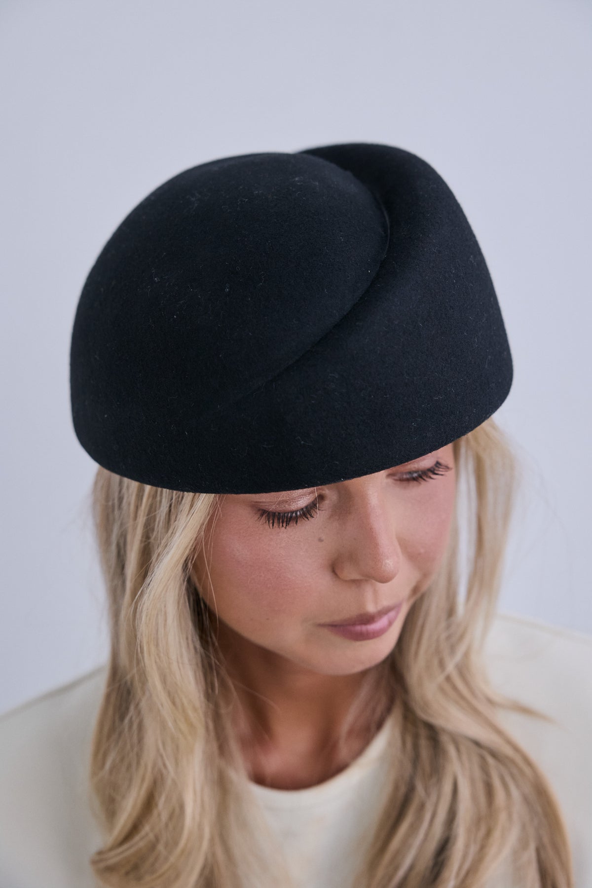 Tocado Casquete Jack negro