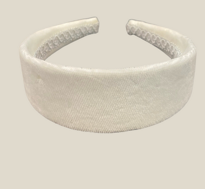 Diadema Carola blanca terciopelo