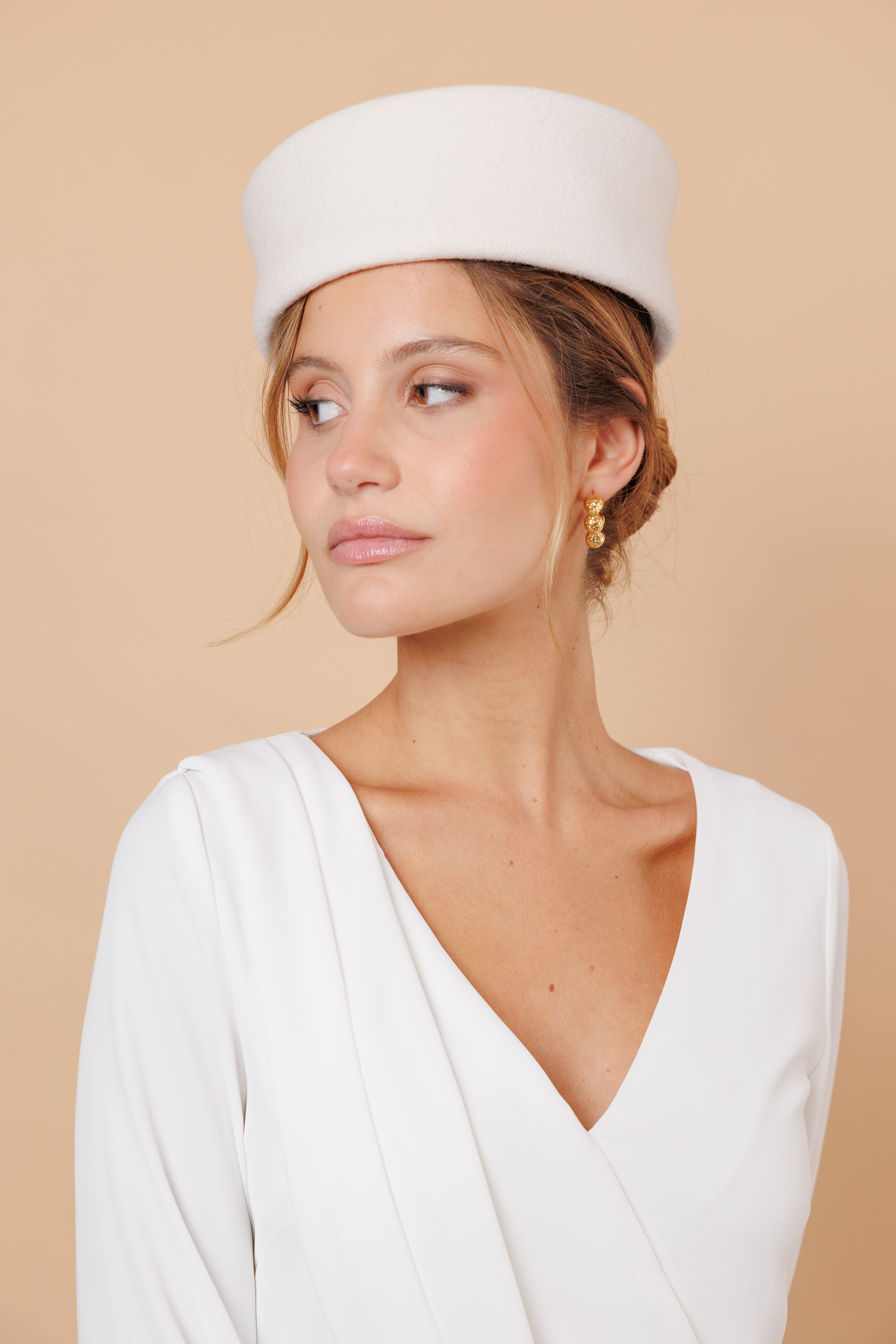 Tocado Jackie blanco