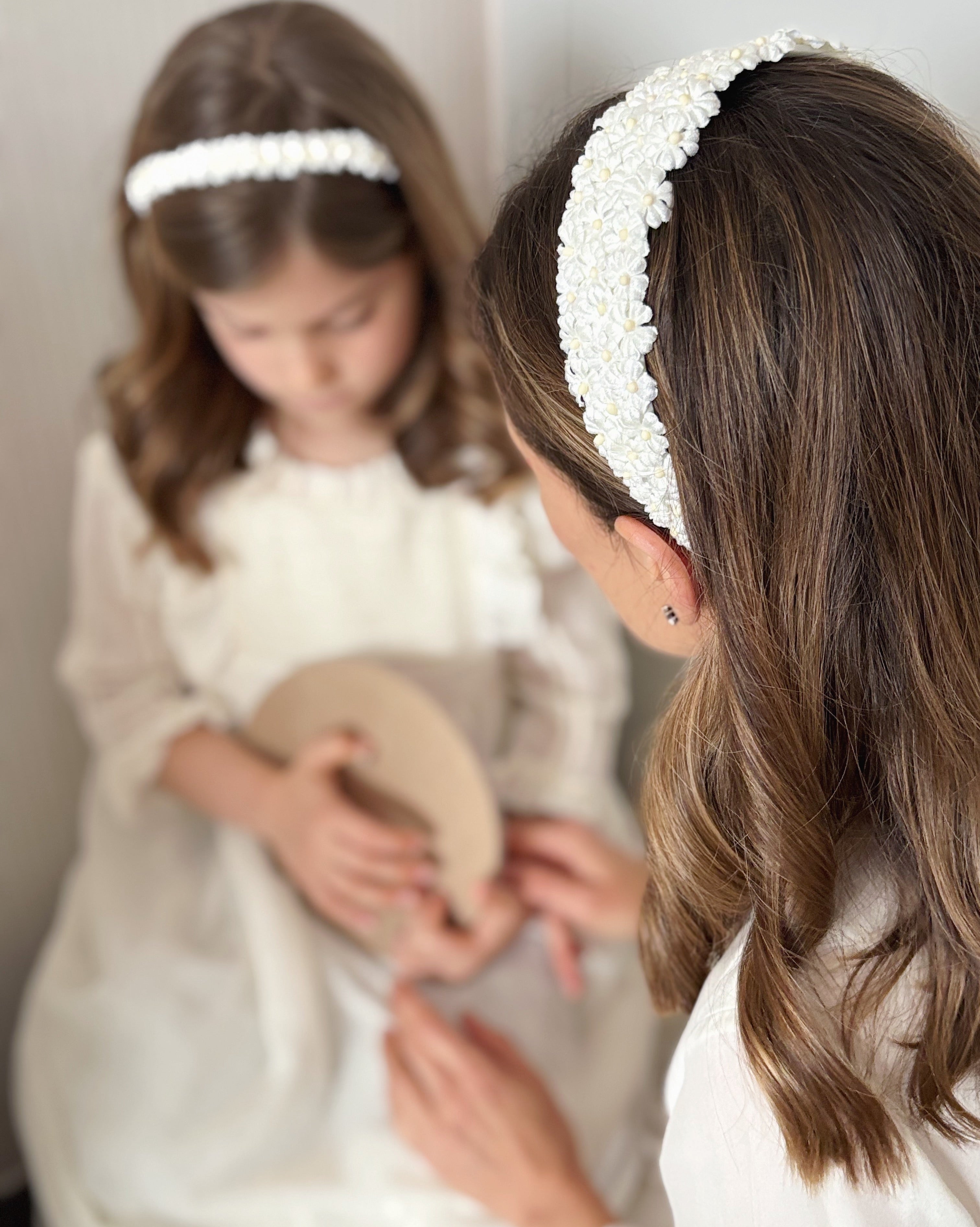 Diadema Zinia blanca