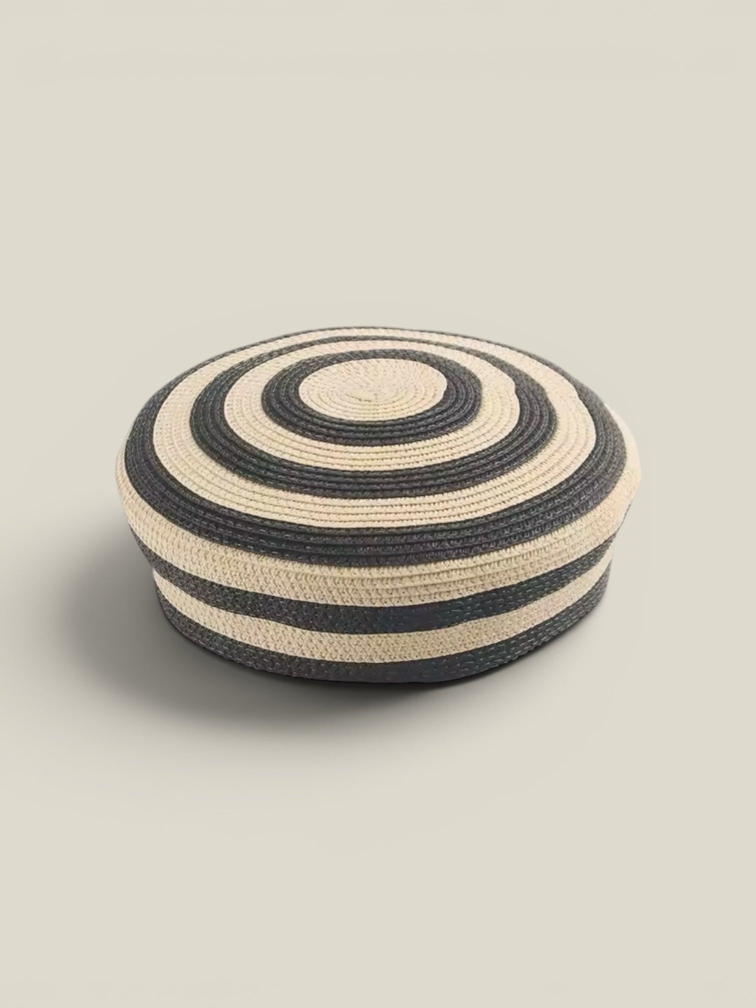 Casquete Celine de rayas beige y negro