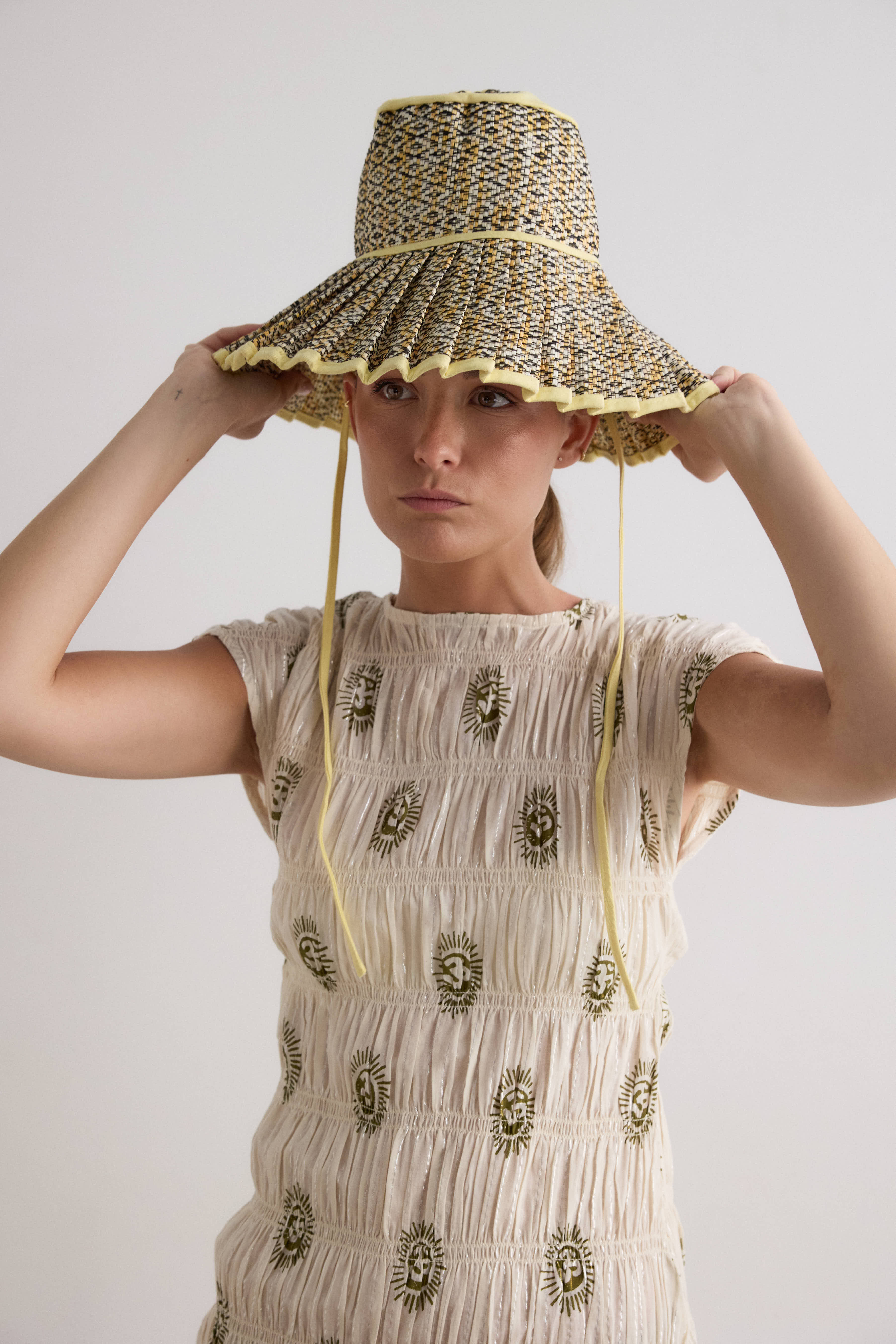 Sombrero Paraguas amarillo