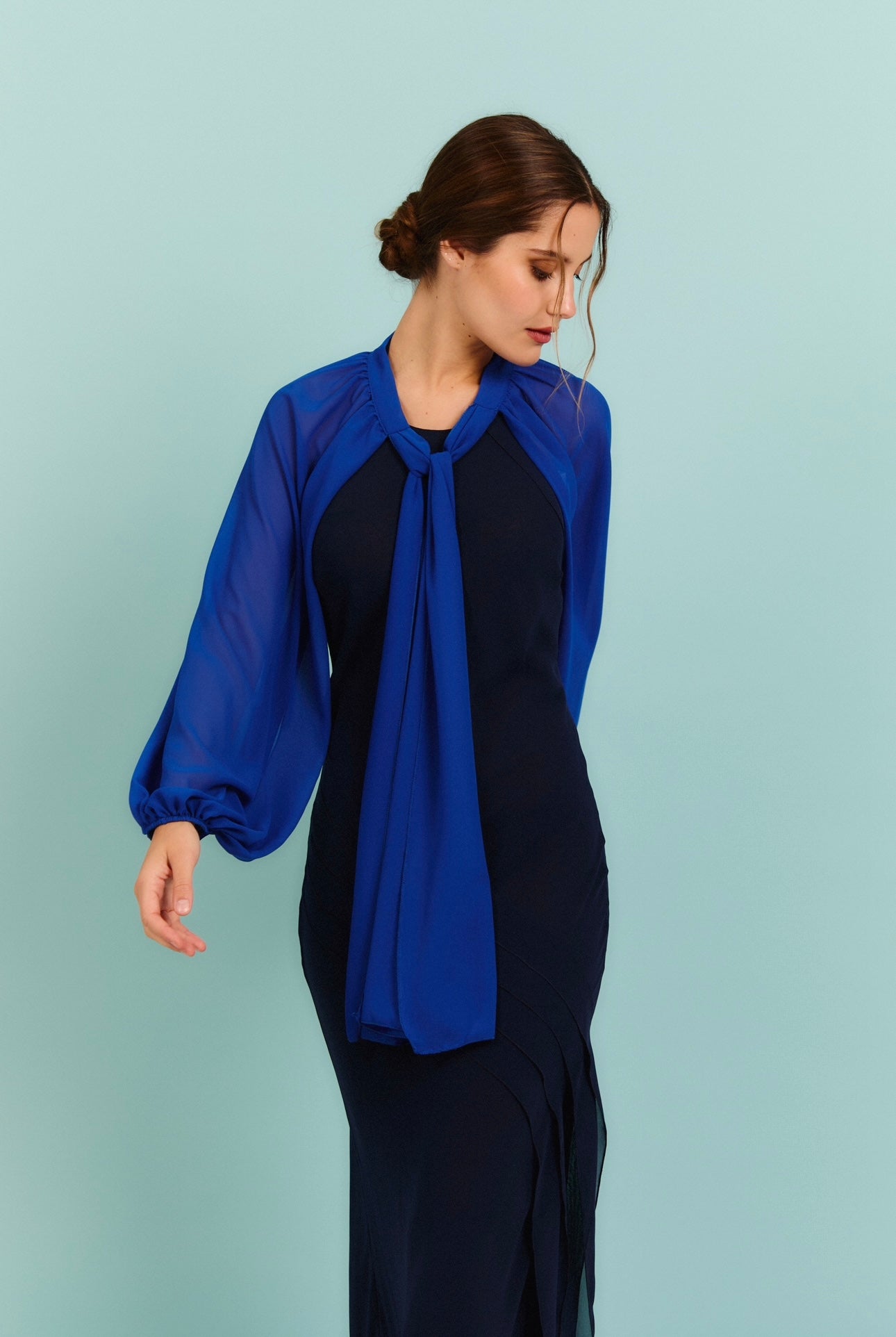 Mangas de crepe Azul Klein