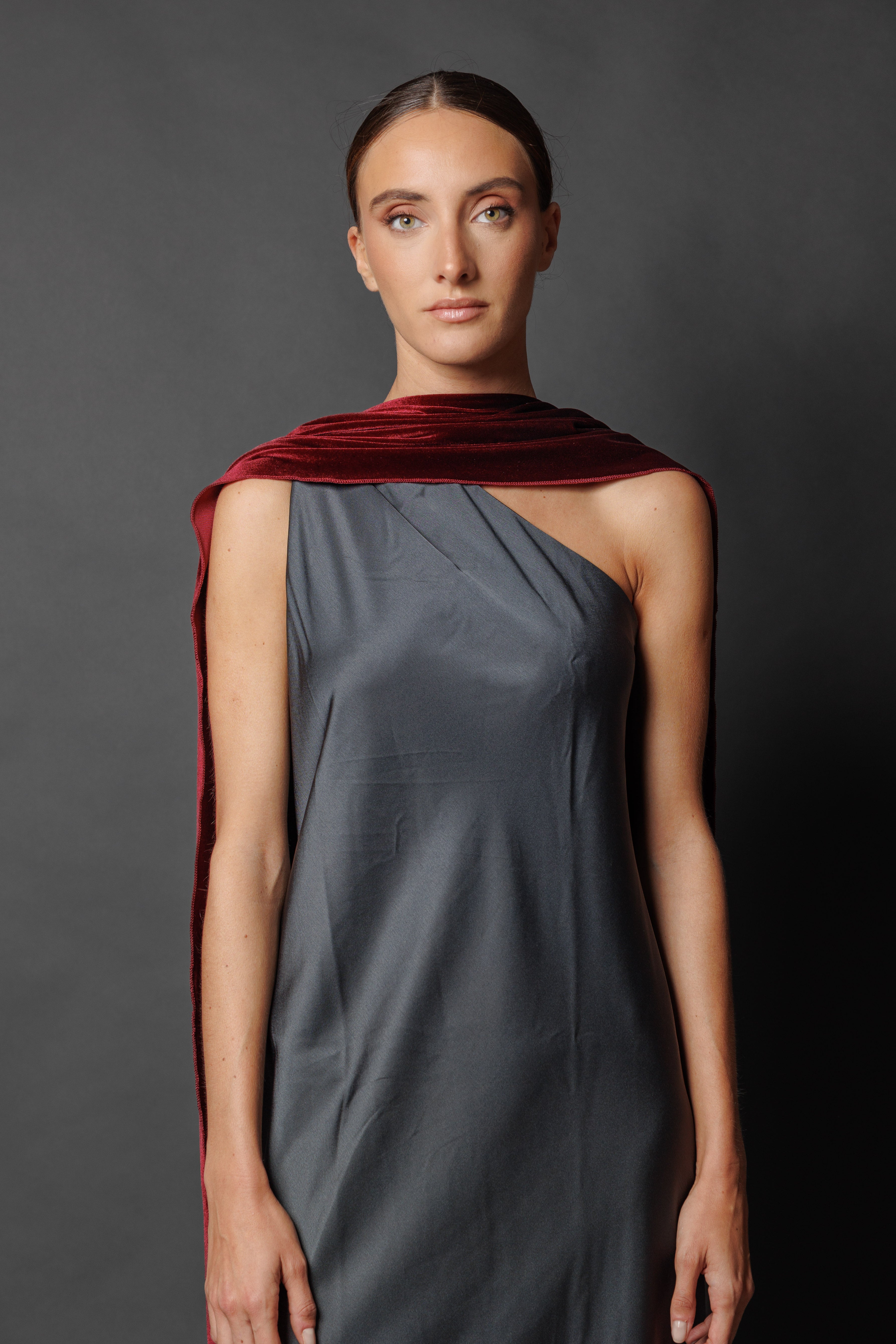 Capa de terciopelo Vino