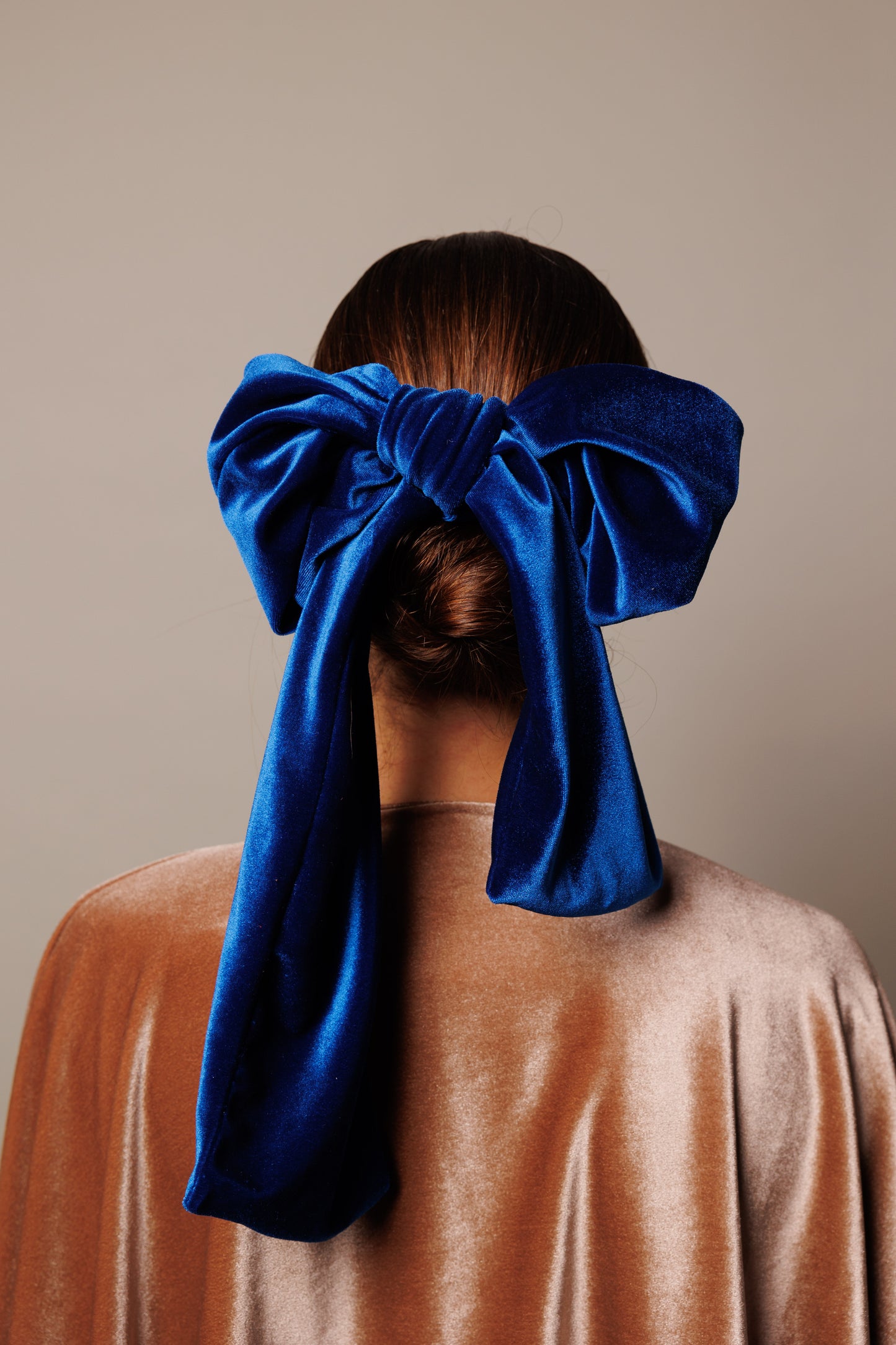 Klein blue velvet ribbon bow