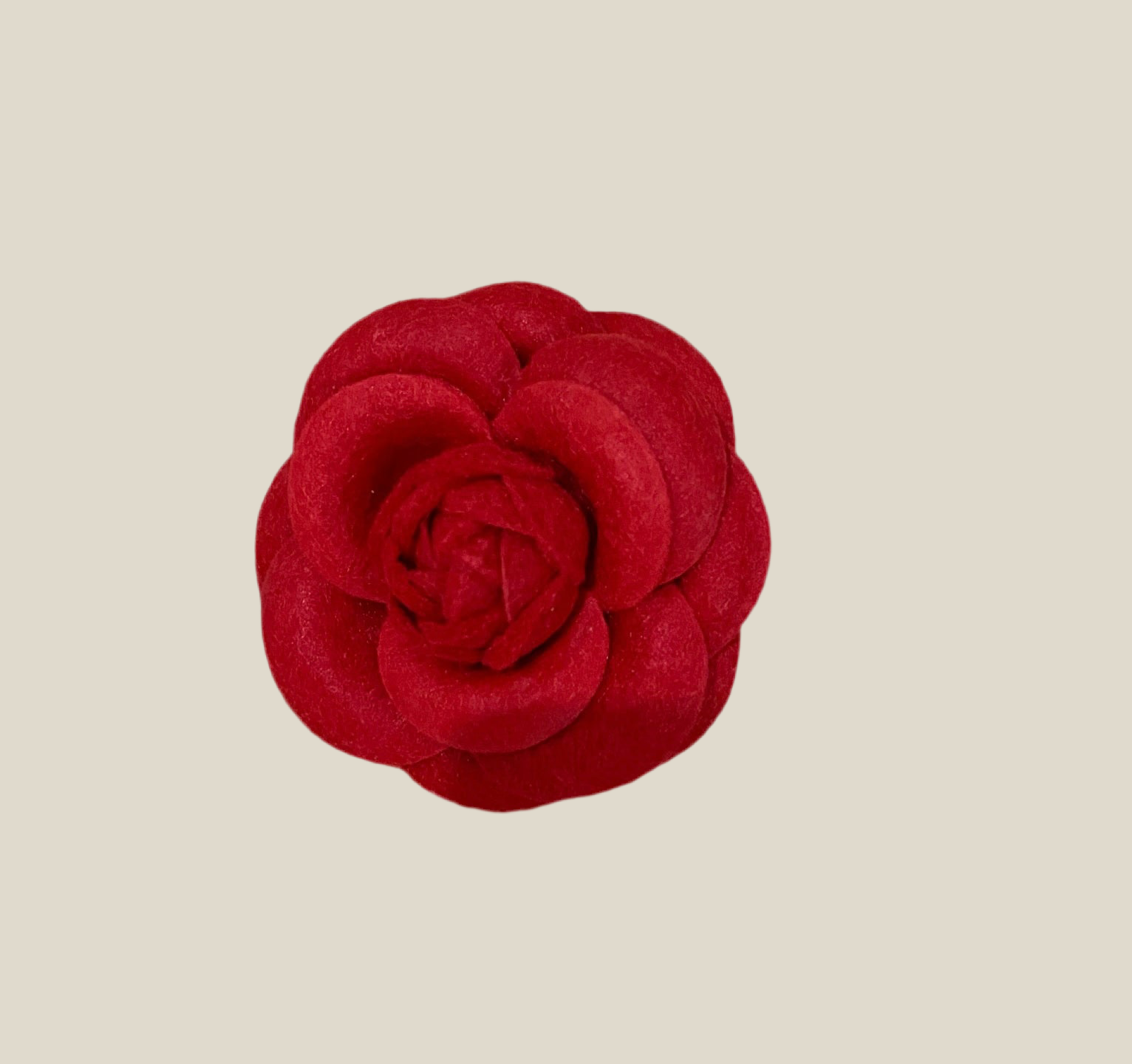 Broche Camelia rojo fieltro