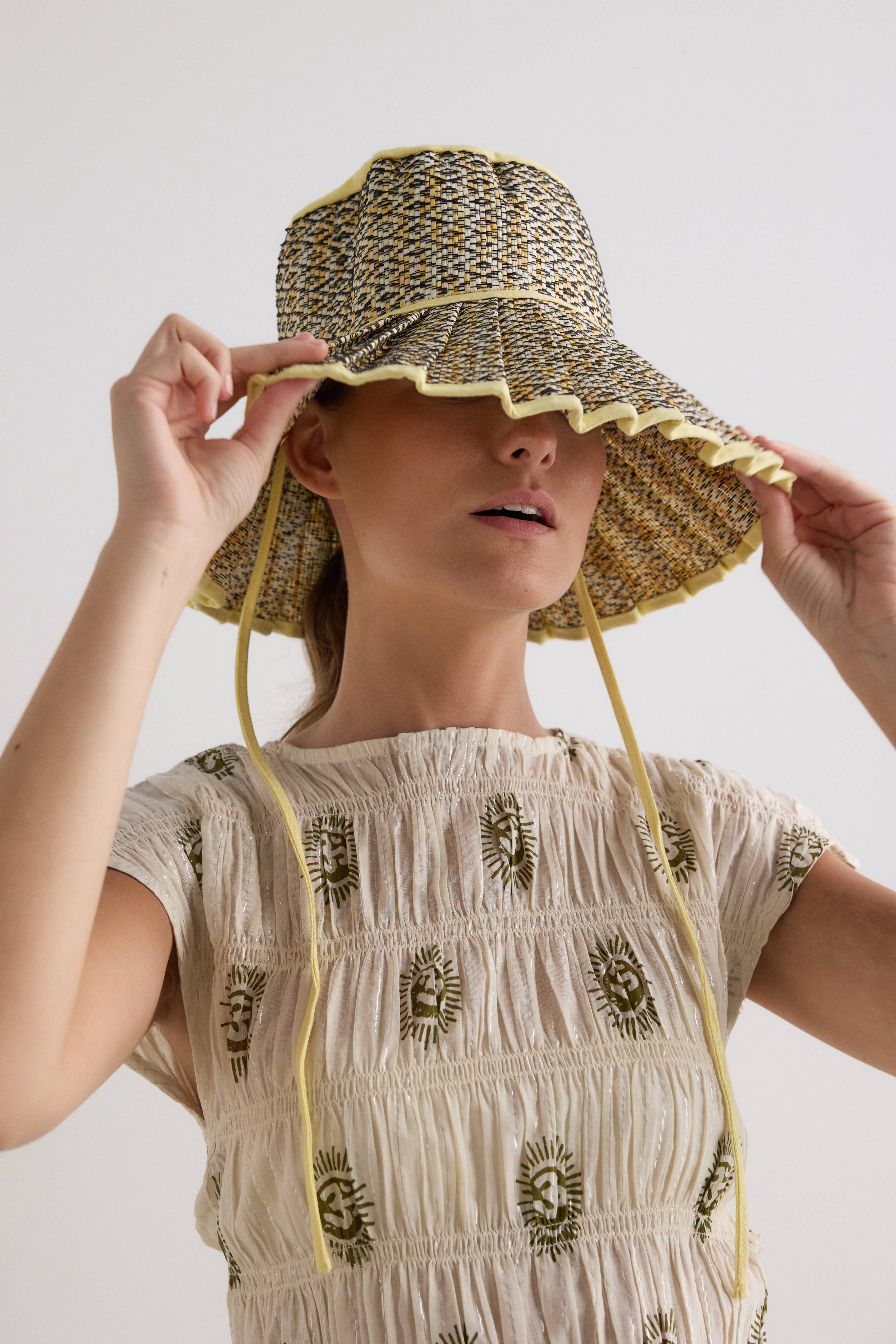 Sombrero Paraguas amarillo