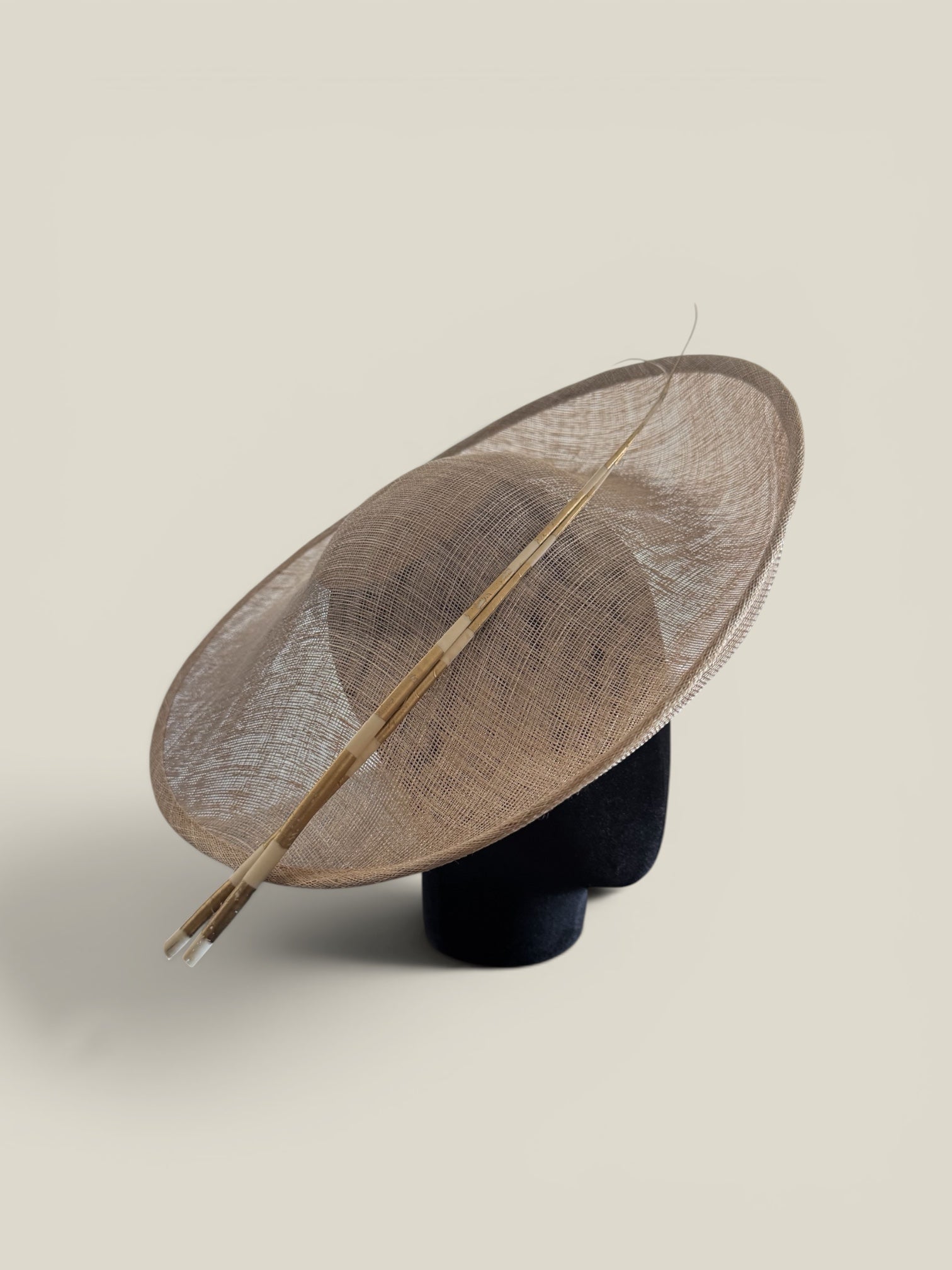 Tocado Teresa beige