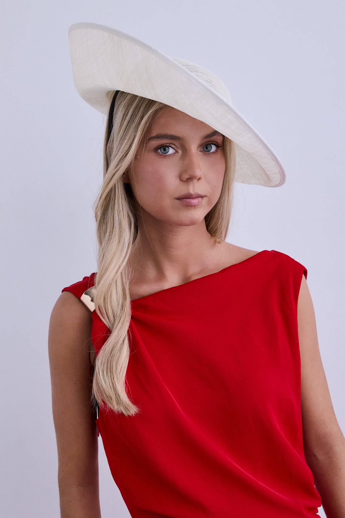 Tocado Teresa blanco