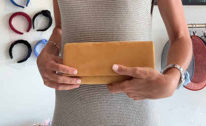 Bolso Sobre cuadrado mostaza